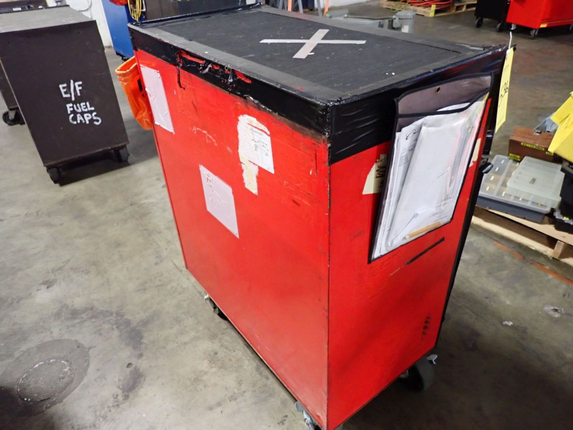 Rolling Toolbox w/Tools | Tag: 241536 | Limited Forklift Assistance Available - $10.00 Lot Loading - Image 3 of 20
