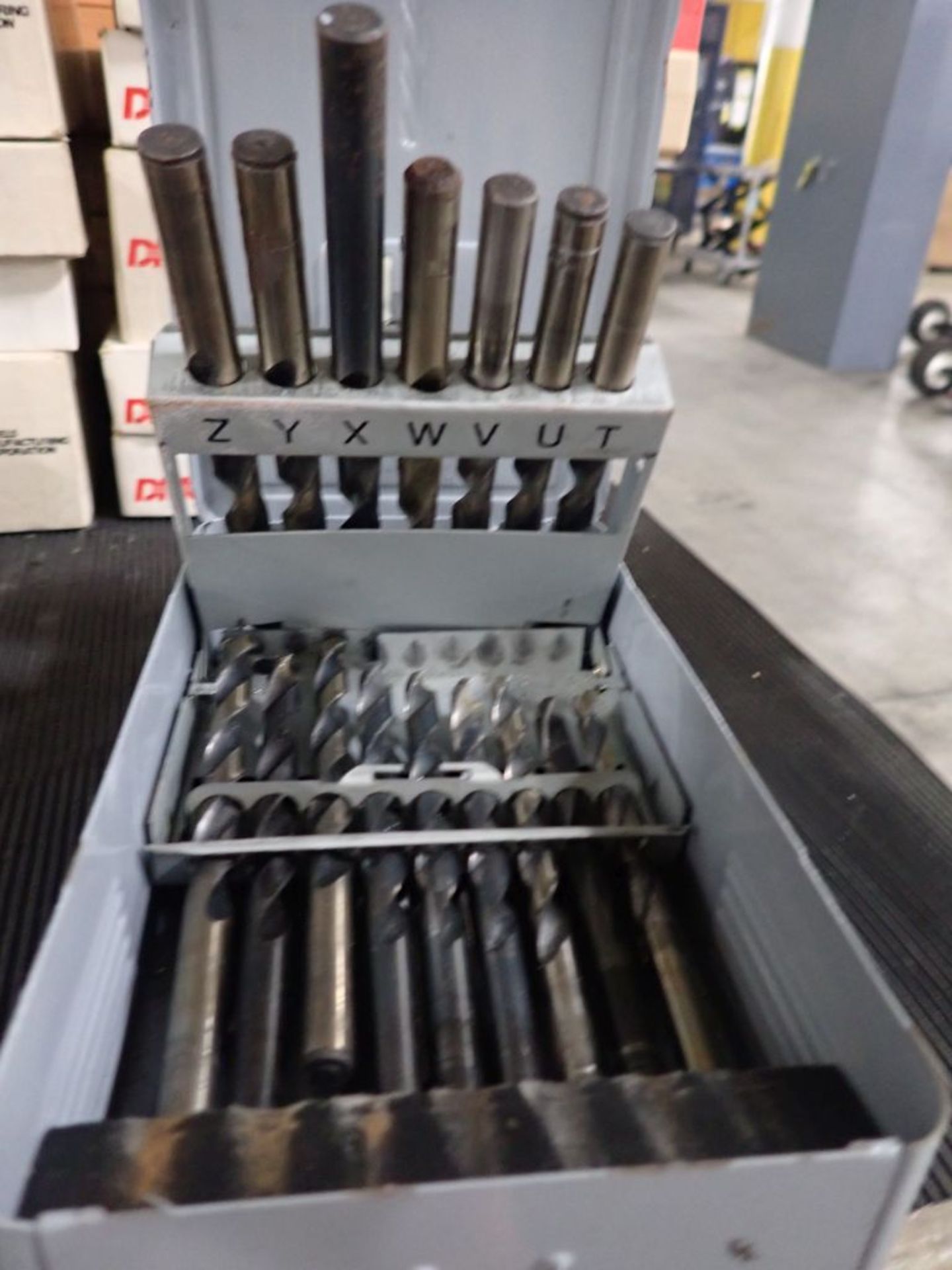 Lot of Inspection Tools | Tag: 241632 | Limited Forklift Assistance Available - $10.00 Lot Loading - Image 6 of 18