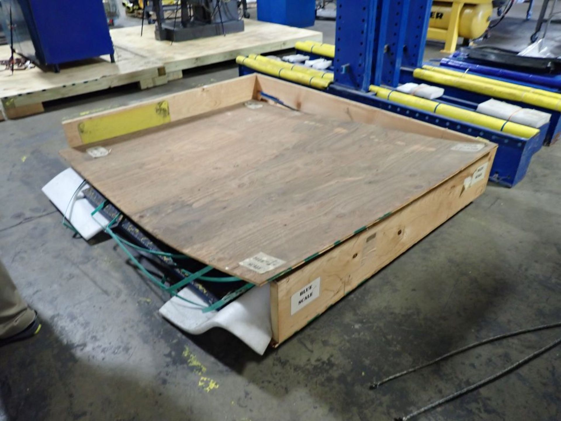 Floor Scale | 48" x 48"; Tag: 241422 | Limited Forklift Assistance Available - $10.00 Lot Loading