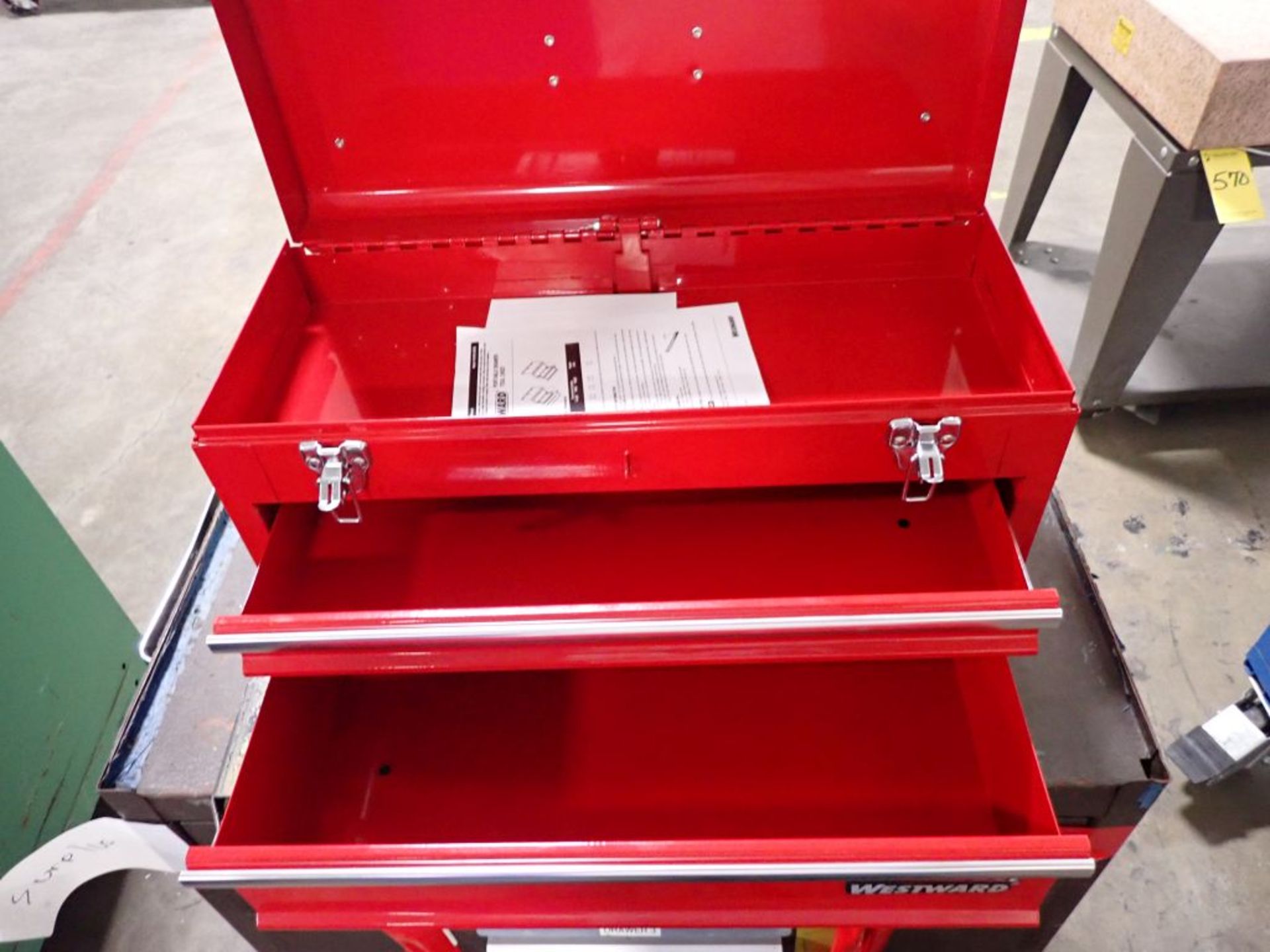 Rolling Toolbox w/Tools | Tag: 241561 | Limited Forklift Assistance Available - $10.00 Lot Loading - Image 5 of 6