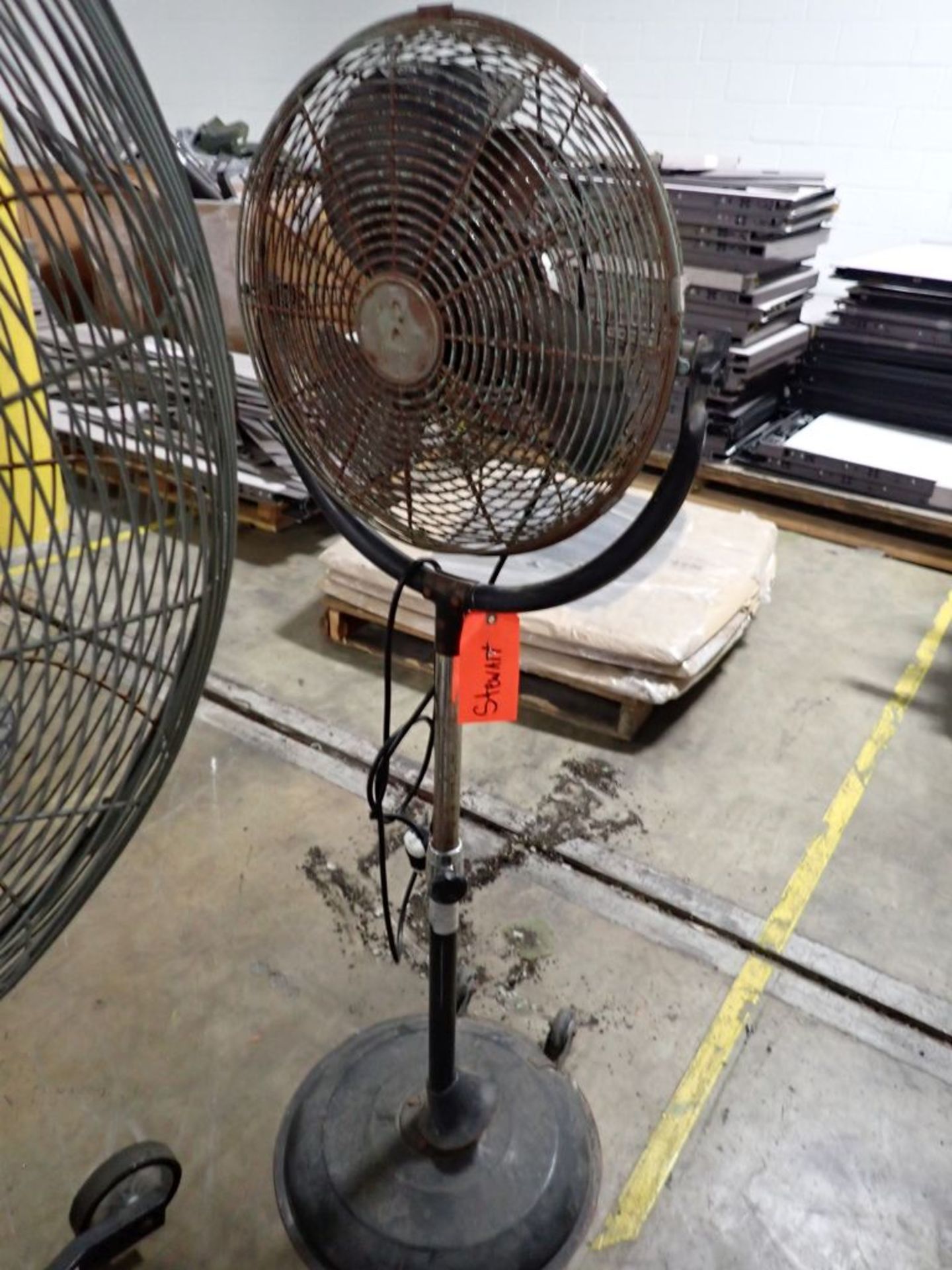 Lot of (3) Fans | Tag: 241667 | Limited Forklift Assistance Available - $10.00 Lot Loading Fee - Image 5 of 7
