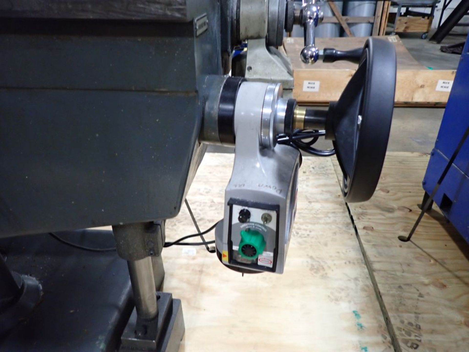 Lagun Deluxe Vertical Knee Mill | 11 x 58 Table; Power X+Y Servo Drives; Power Knee Lift; Power Draw - Image 15 of 20