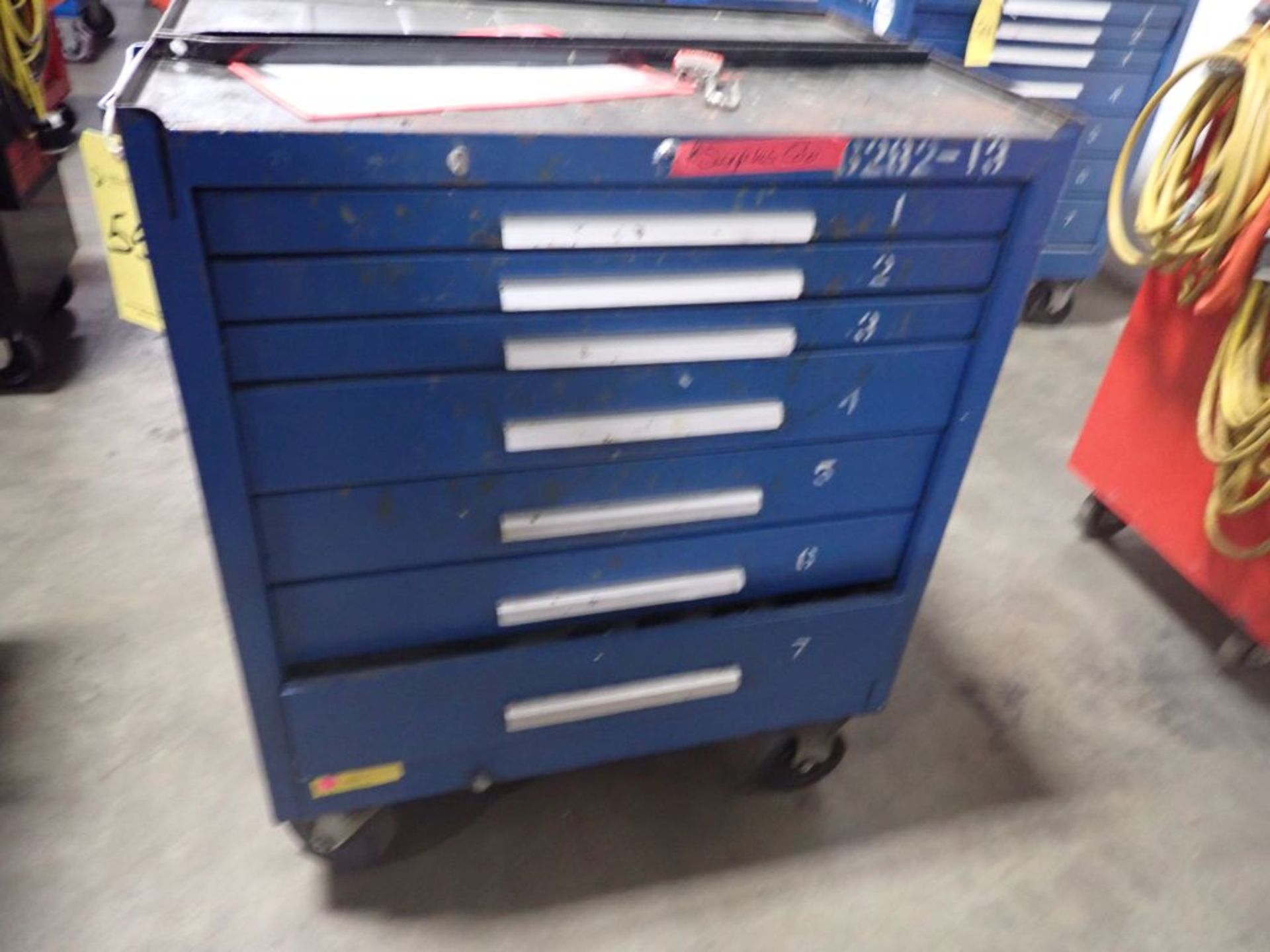 Rolling Toolbox w/Tools | Tag: 241555 | Limited Forklift Assistance Available - $10.00 Lot Loading - Image 4 of 13