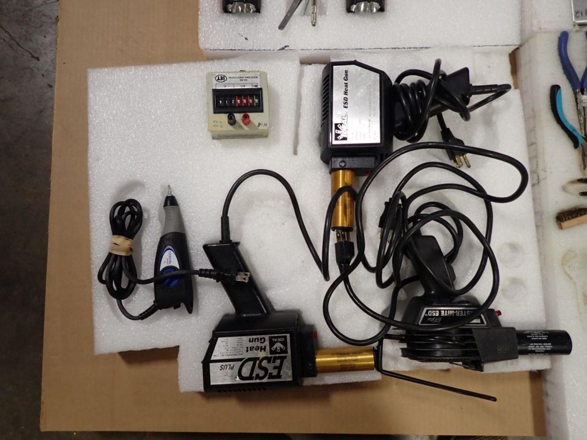 Lot of Assorted Tools & Flashlights | Tag: 241442 | Limited Forklift Assistance Available - $10.00 - Image 5 of 5