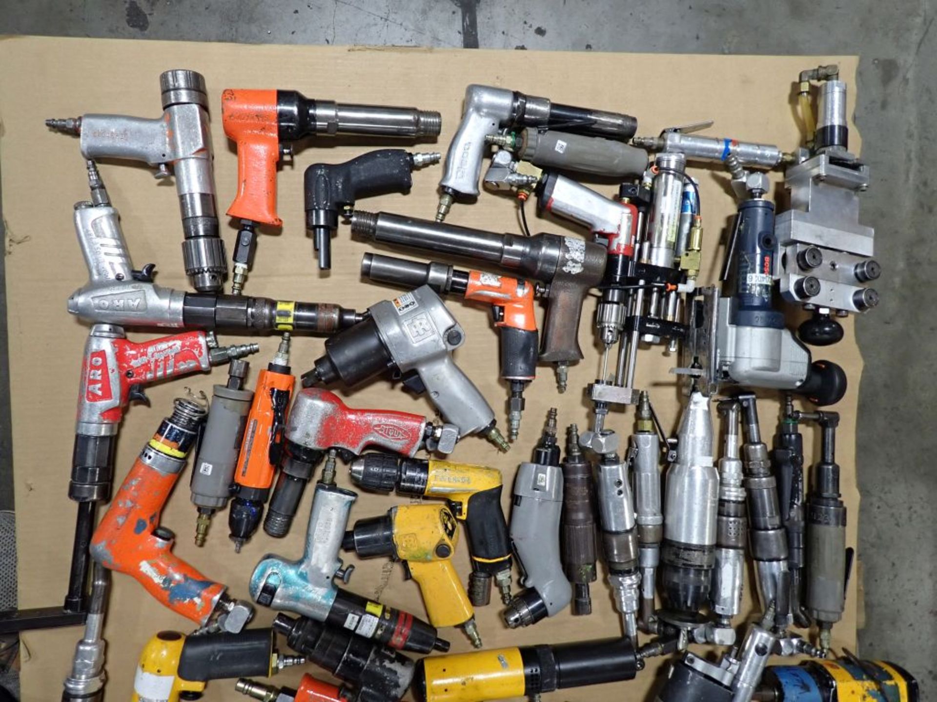 Lot of Pneumatic Tools | Tag: 241516 | Limited Forklift Assistance Available - $10.00 Lot Loading - Image 3 of 3