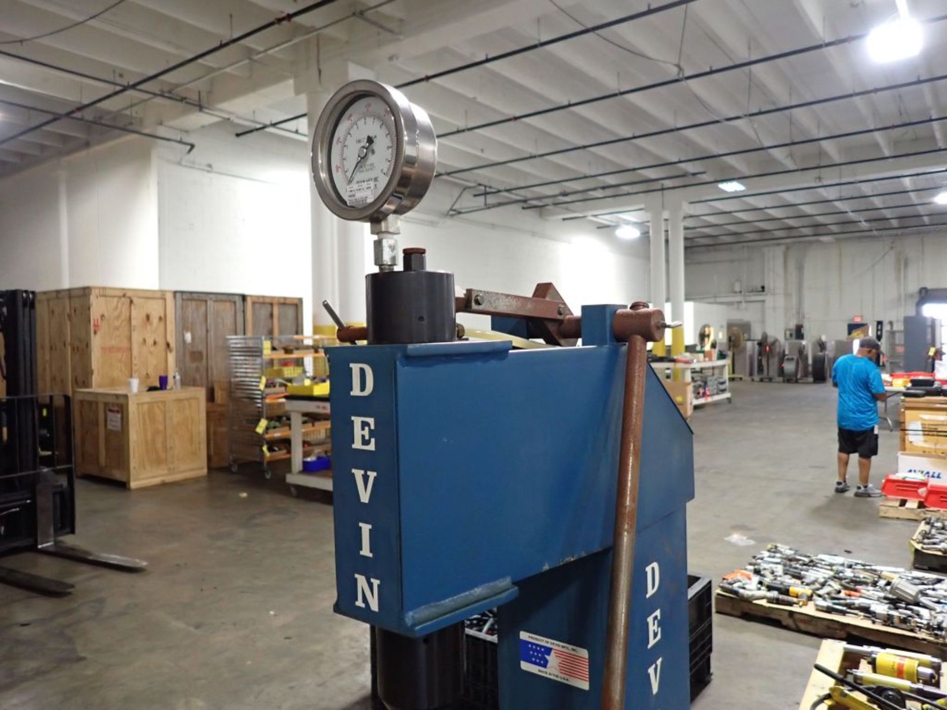 Devin LP500 Hydraulic Arbor Press | Tag: 241526 | Limited Forklift Assistance Available - $10.00 Lot - Image 2 of 3