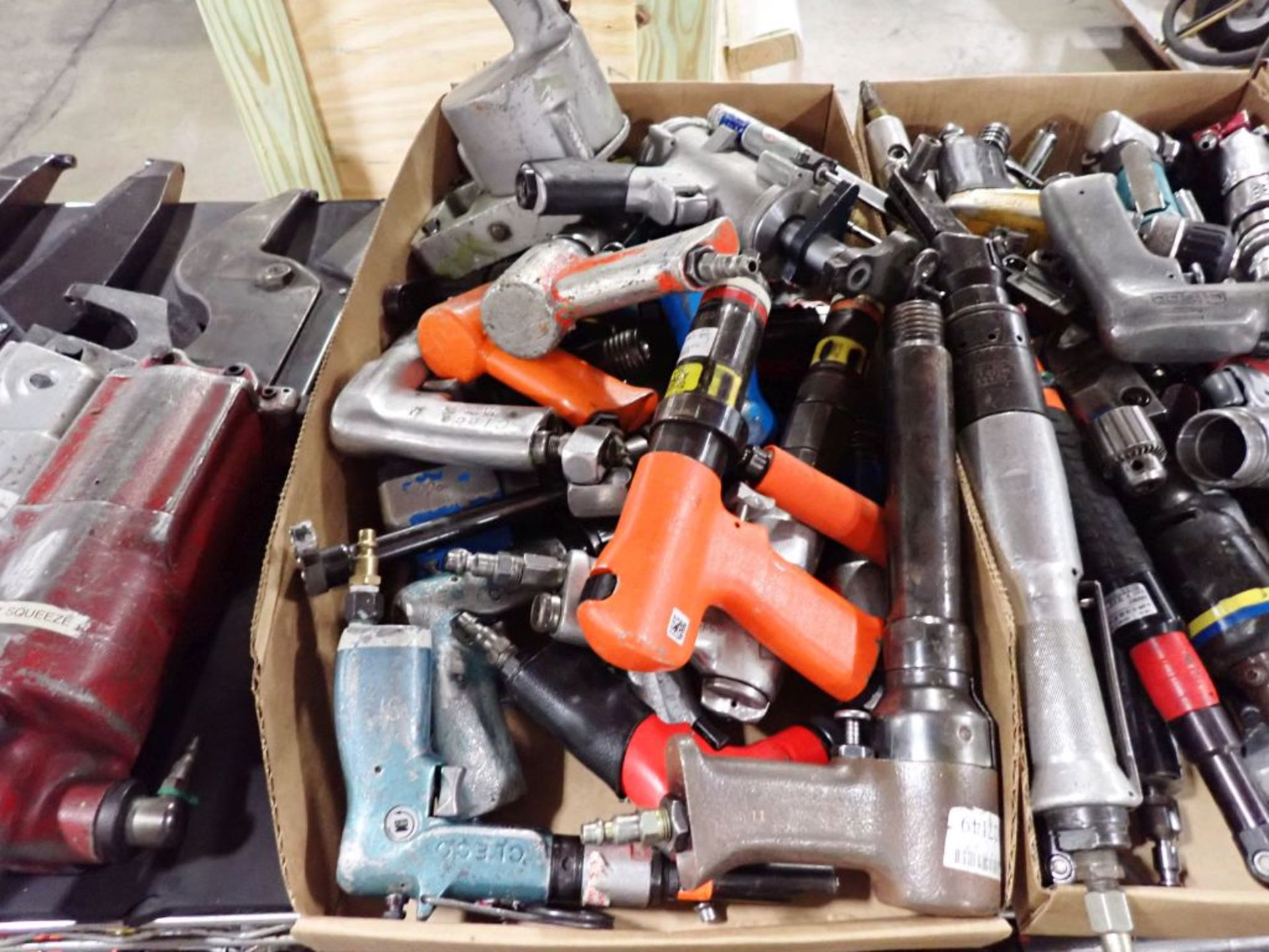 Lot of Pneumatic Tools | Tag: 241480 | Limited Forklift Assistance Available - $10.00 Lot Loading - Image 3 of 5