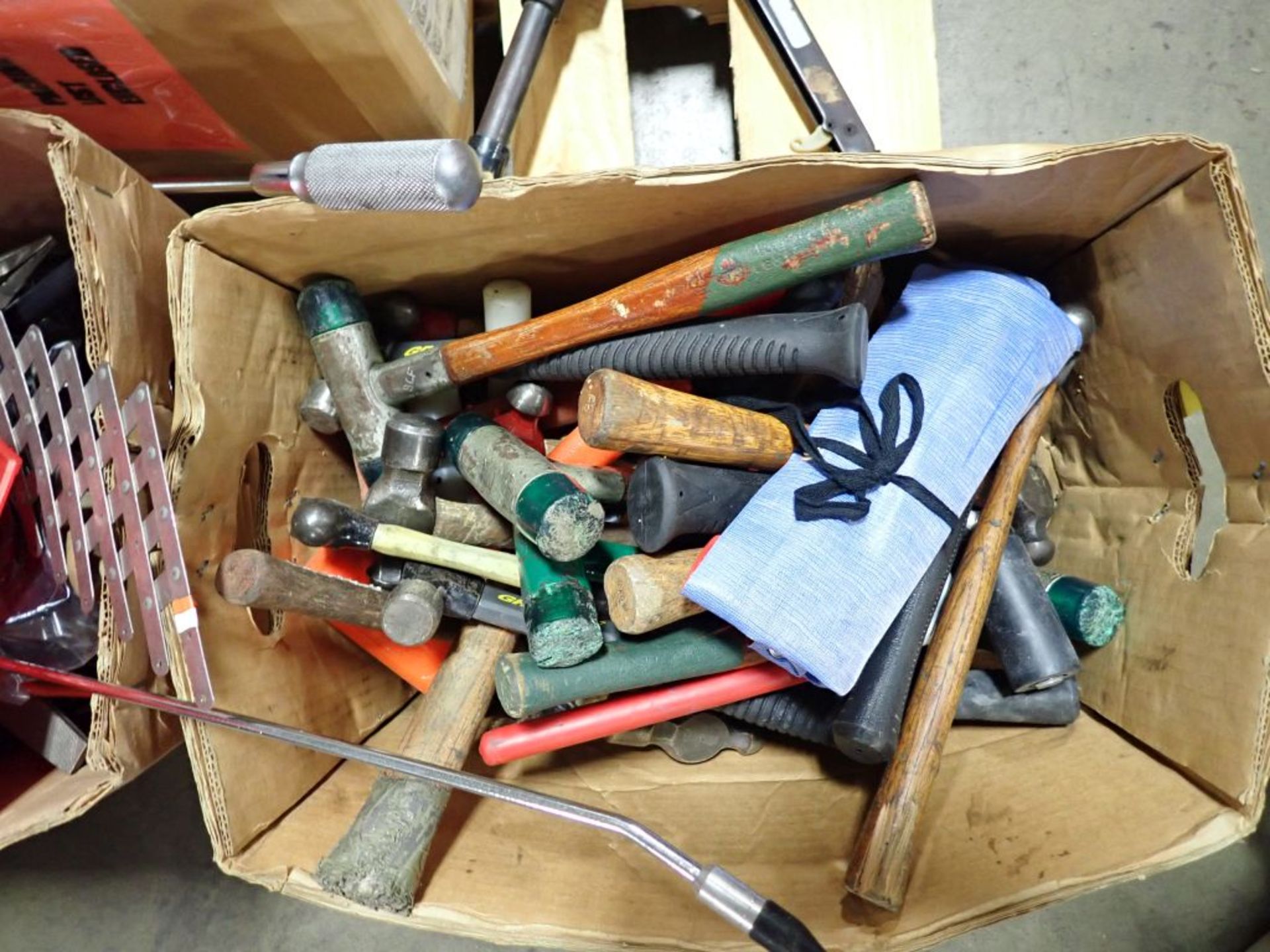 Lot of Assorted Tools | Tag: 241476 | Limited Forklift Assistance Available - $10.00 Lot Loading - Image 2 of 8
