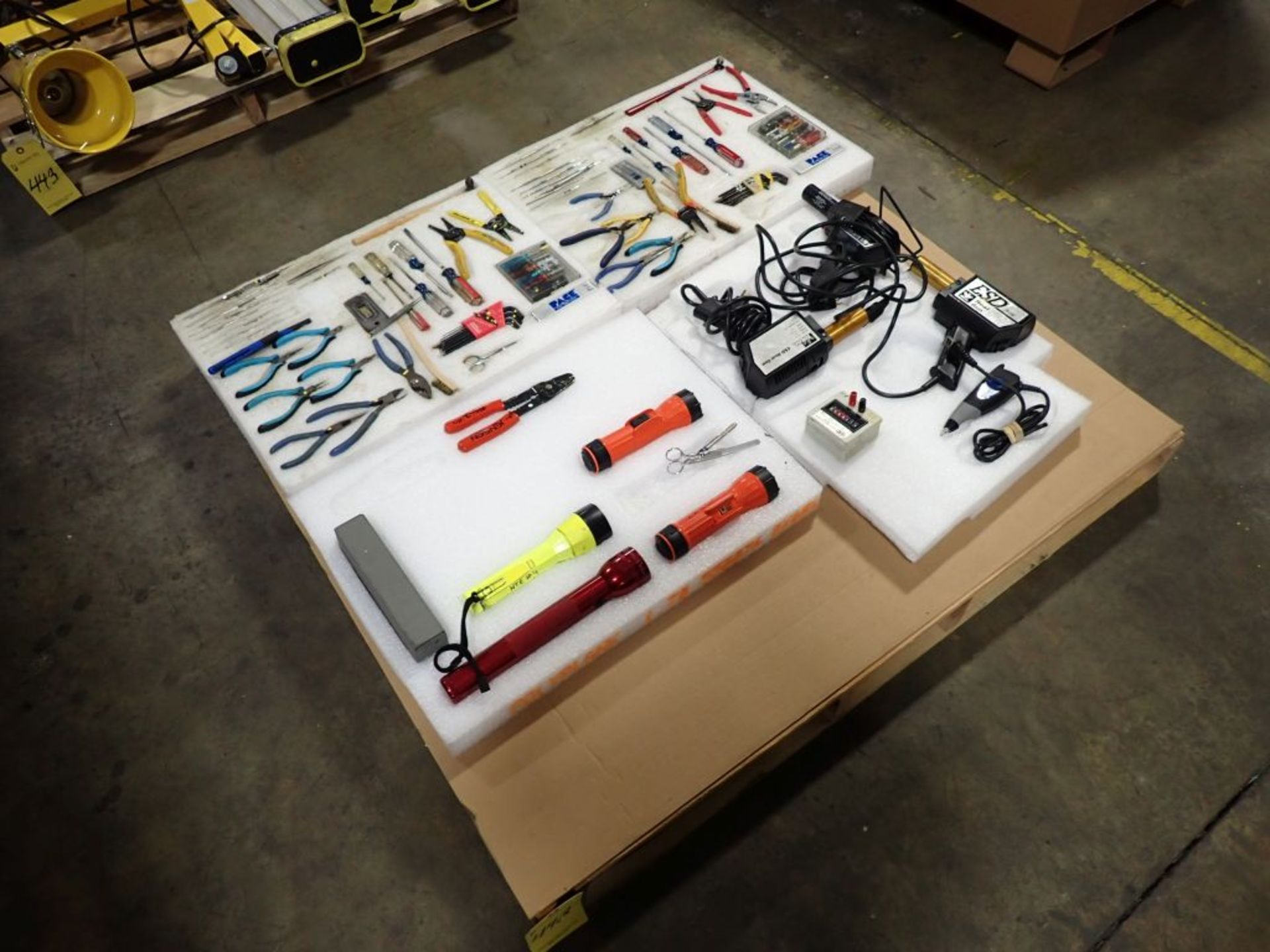 Lot of Assorted Tools & Flashlights | Tag: 241442 | Limited Forklift Assistance Available - $10.00