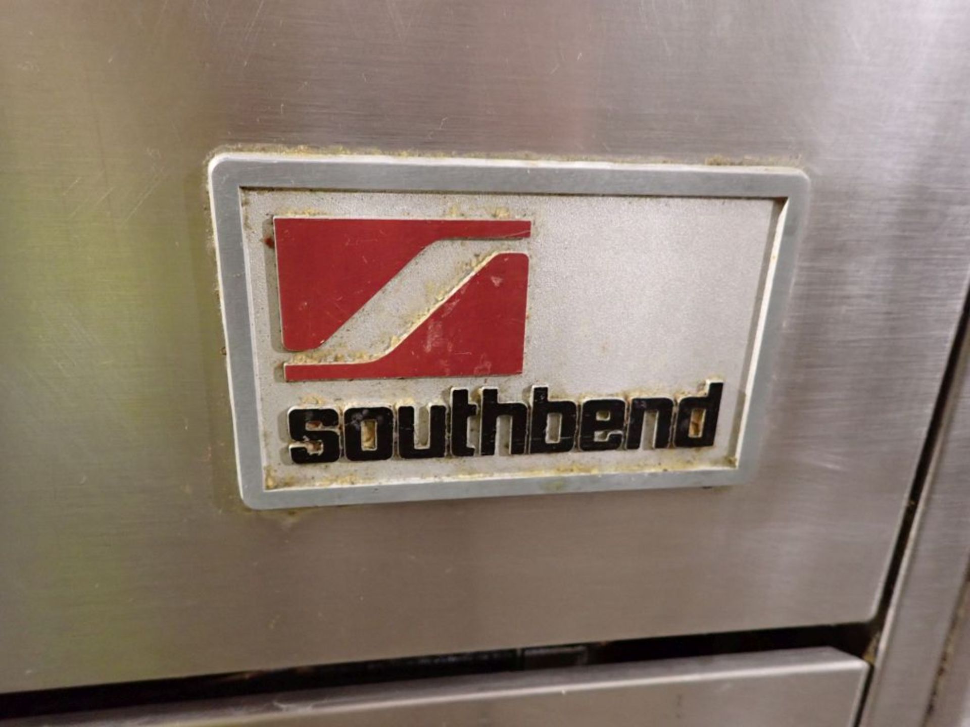 Southbend 3-Burner Griddle/Oven | Includes Steam Basin; Tag: 241263; Lot Loading Fee: $25.00 - Image 3 of 8