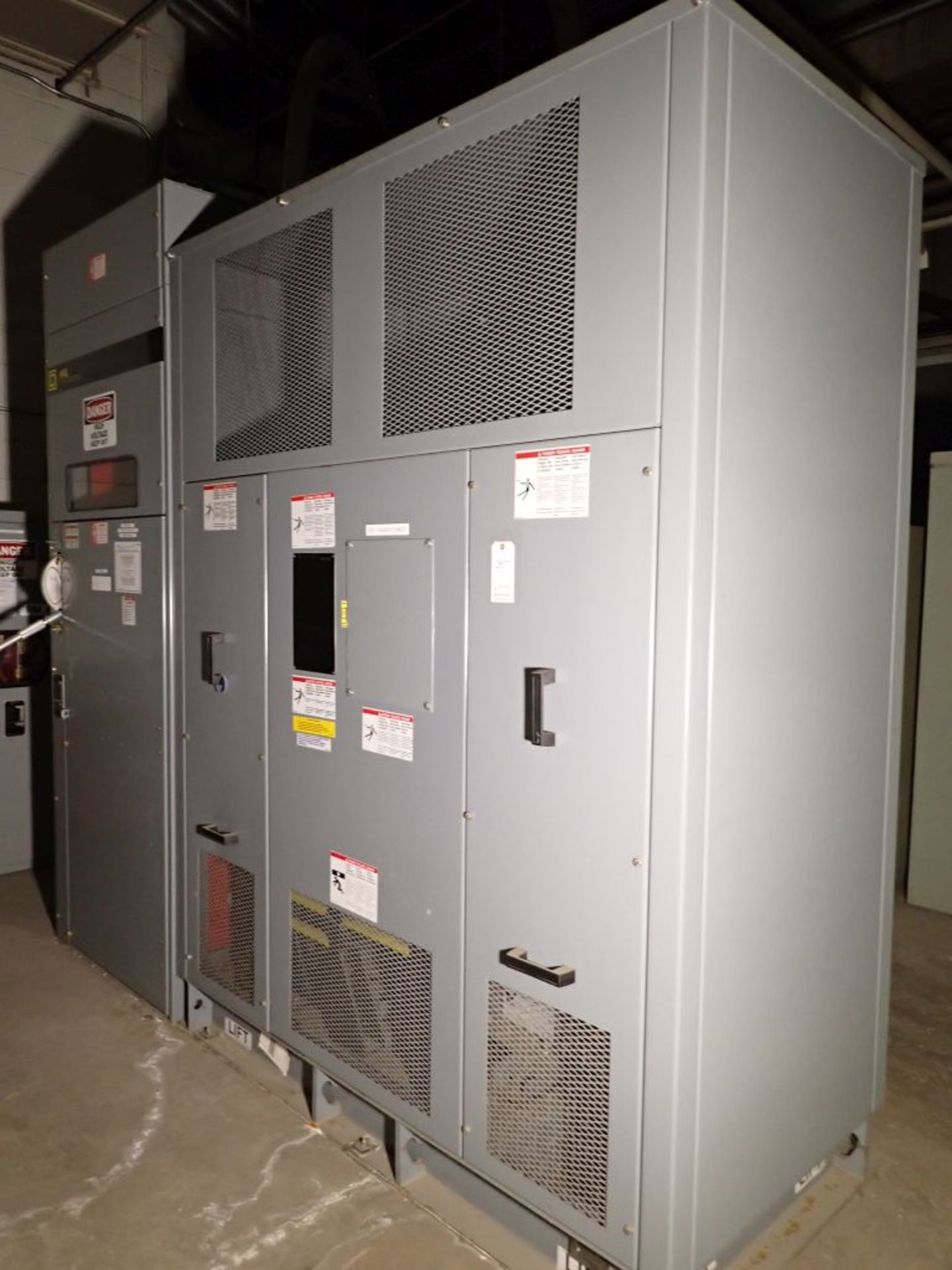 Square D Dry Type Transformer w/HUL Interrupter Switch | 500/667 KVA; 4160V High Voltage; 480y/