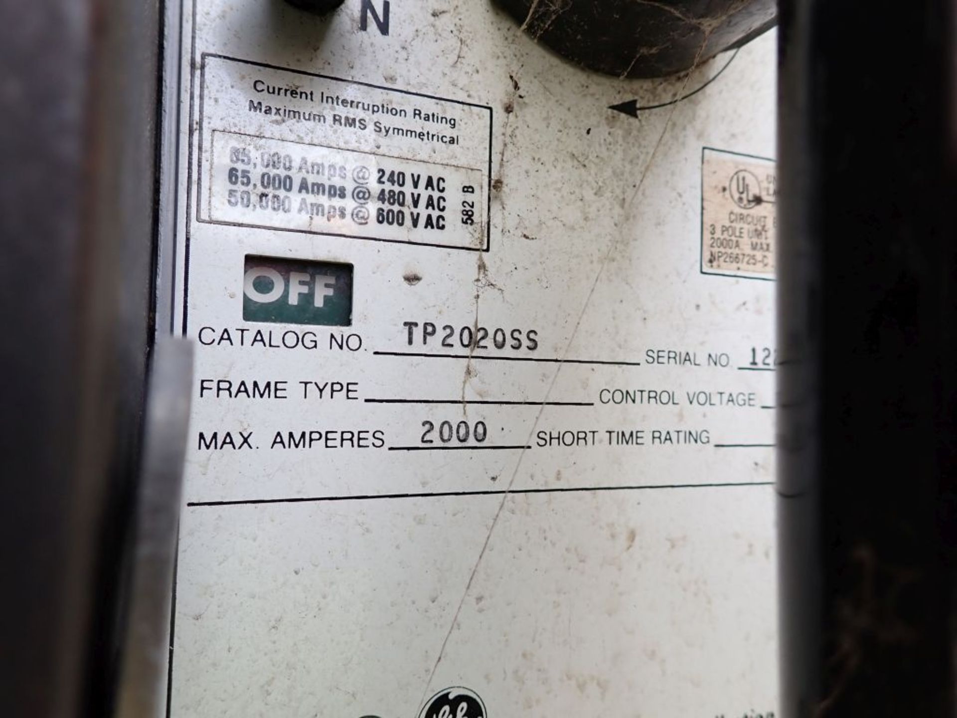 GE AV-Line Switchboard | 2000A; Includes: (4) GE 2000A Breakers Part No. TP202055; Tag: 241259; - Image 14 of 20