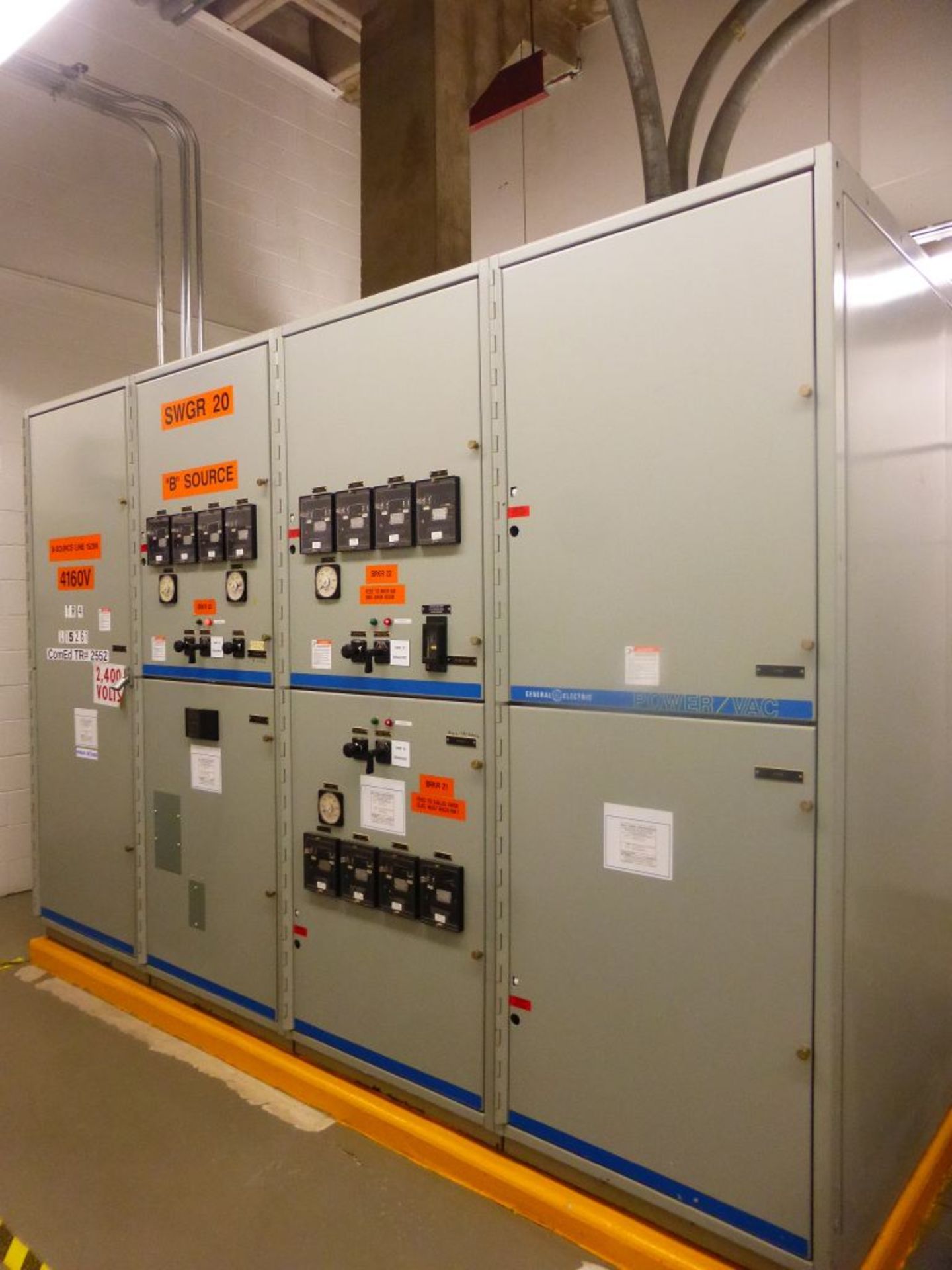 GE Powervac Switchgear | (4) Verticals; 4160V; Includes: (1) 2000A Breaker; (1) 1200A Breaker; - Image 3 of 27