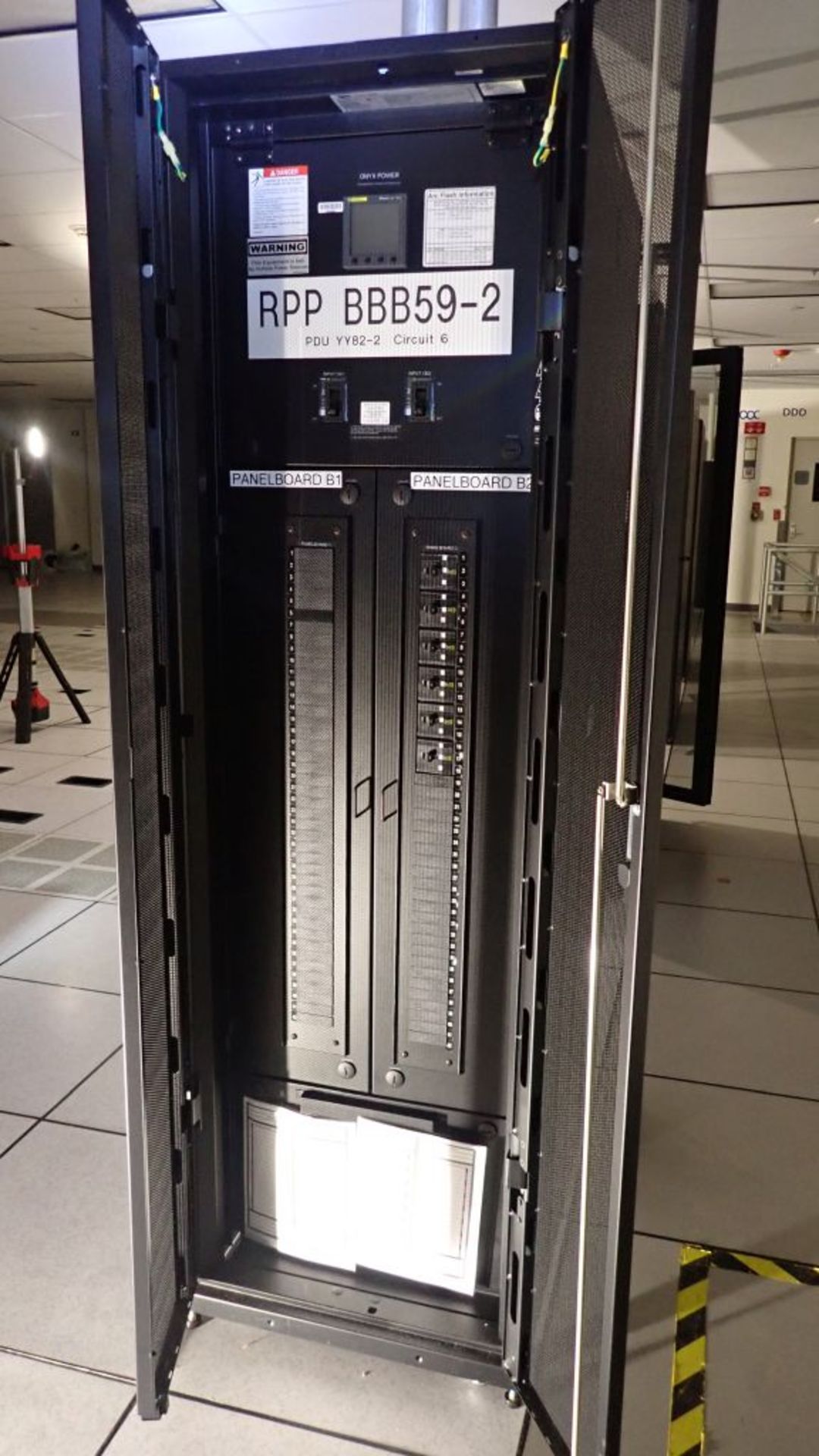 Onyx Power Rack Panelboard | Part No. 98-112-00-00; System 2; Input: 208/120 VAC; 4-Wire Plus Ground - Image 3 of 14