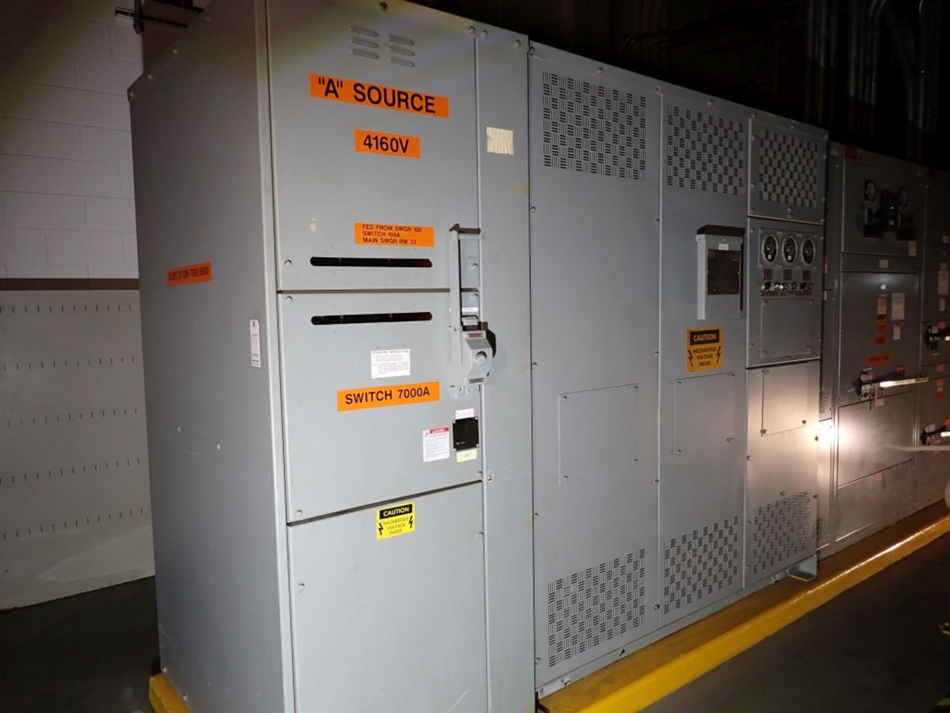 GE Transformer w/Interrupter Switch | 2000/2667 KVA; 4160 Primary Voltage; 480Y/277 Secondary - Image 3 of 11