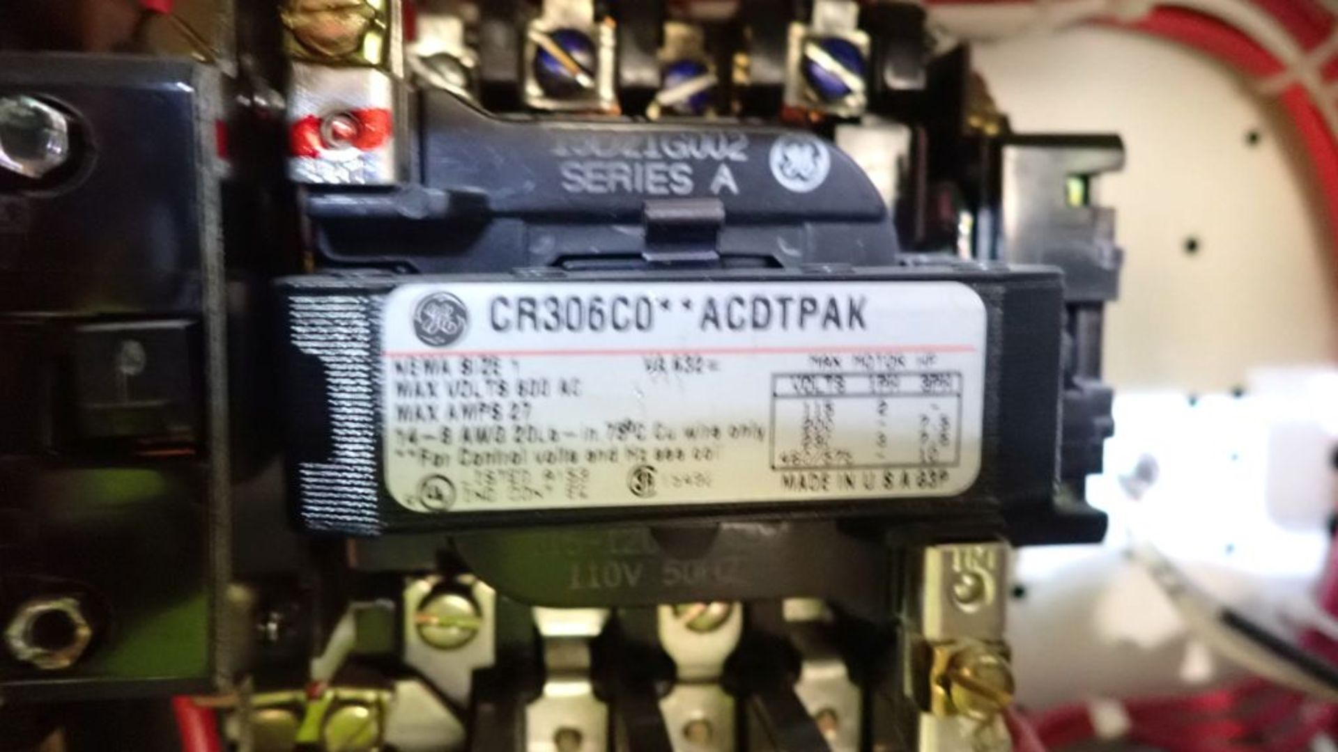 GE 8000 Line MCC | (4) Verticals; Includes: (3) Size 3 Starters; (6) Size 2 Starters; (2) Size 1 - Image 14 of 53