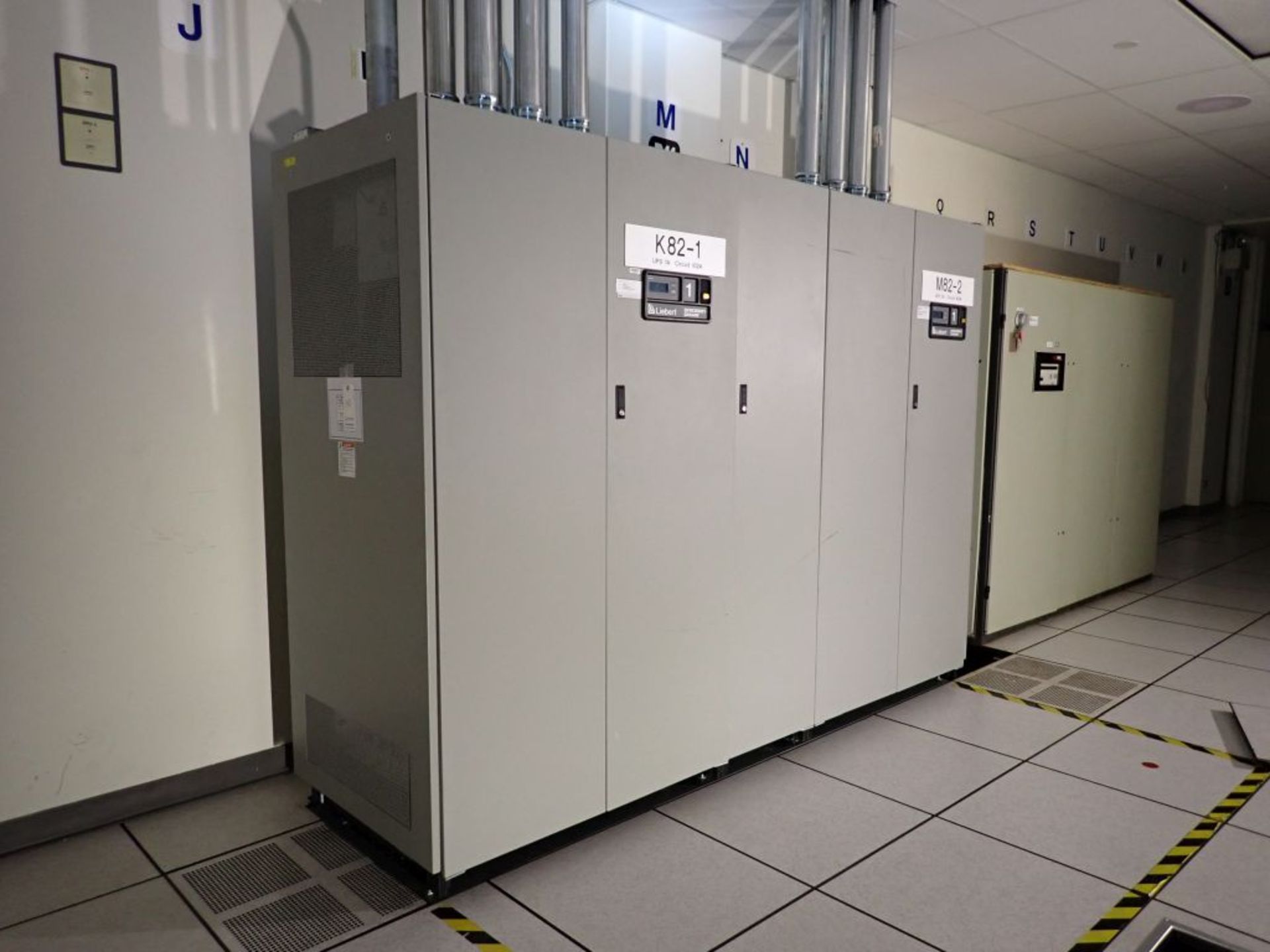 Liebert UPS Unit | Tag: 241140; Lot Loading Fee: $50.00 - Image 2 of 19