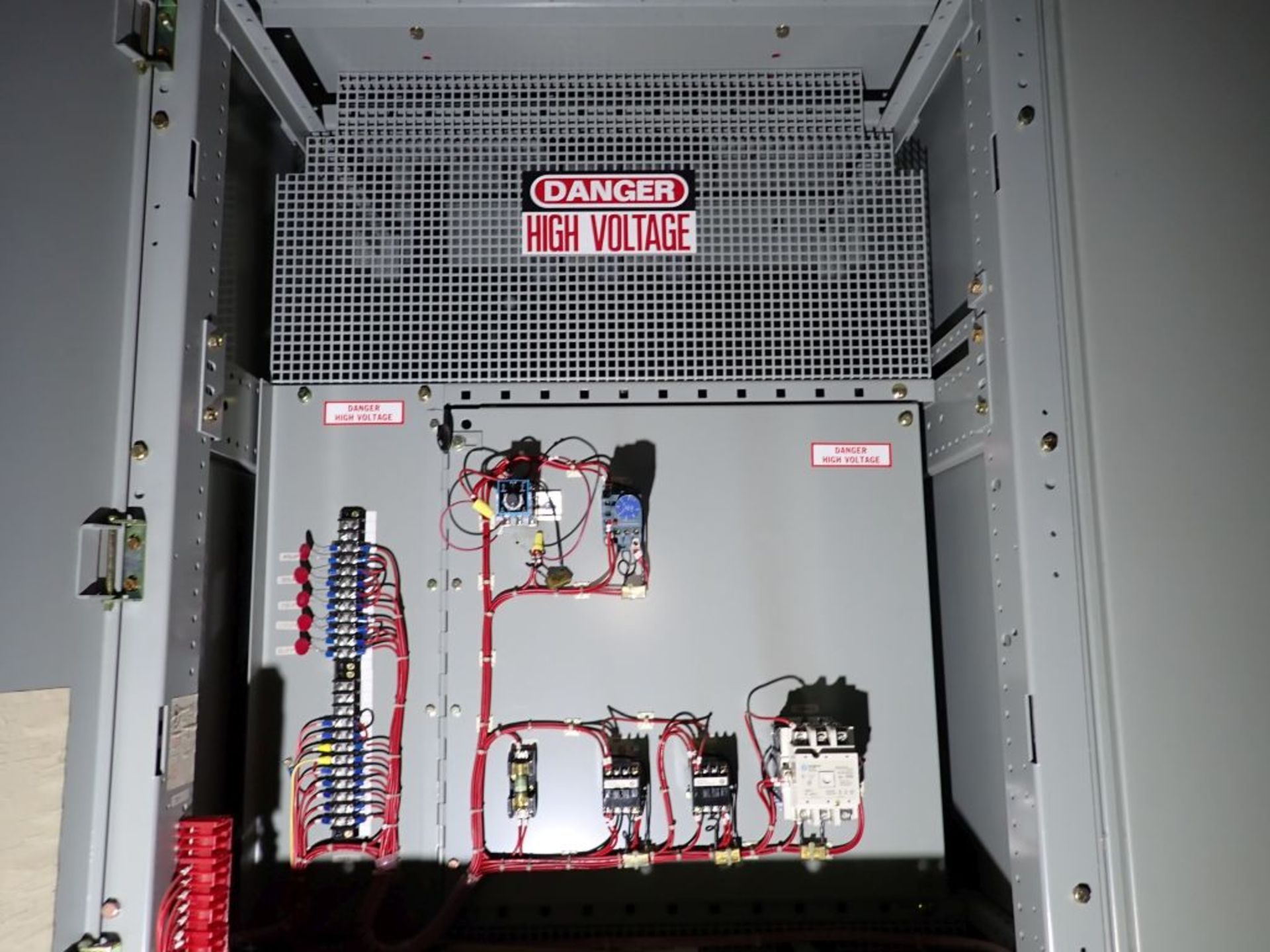 Westinghouse Ampgard Medium Voltage MCC | (6) Sections; Includes: (3) Starters; Tag: 241198; Lot - Image 8 of 9