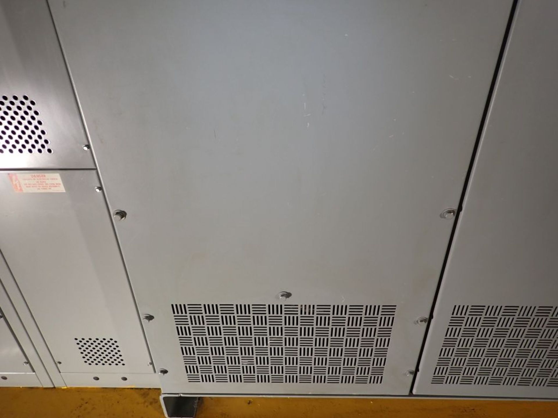 GE Transformer w/Interrupter Switch | 2000/2667 KVA; 4160 Primary Voltage; 480Y/277 Secondary - Image 8 of 19