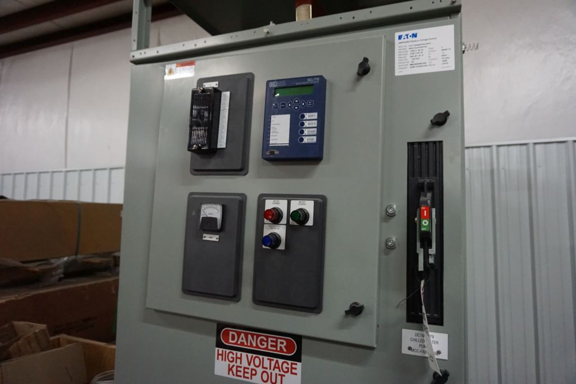 2018 Eaton Ampgard Medium Voltage Control Nema 1A Enclosure | 400 HP; 120 VAC; 7200V; 1-Section; - Image 8 of 11