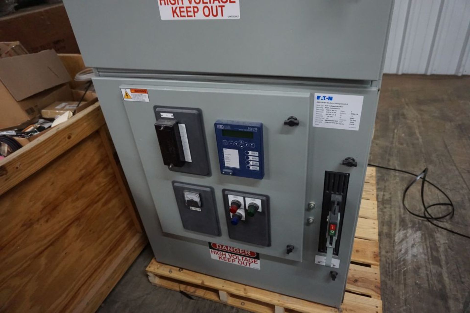 2018 Eaton Ampgard Medium Voltage Control Nema 1A Enclosure | 400 HP; 120 VAC; 7200V; 1-Section; - Image 9 of 11