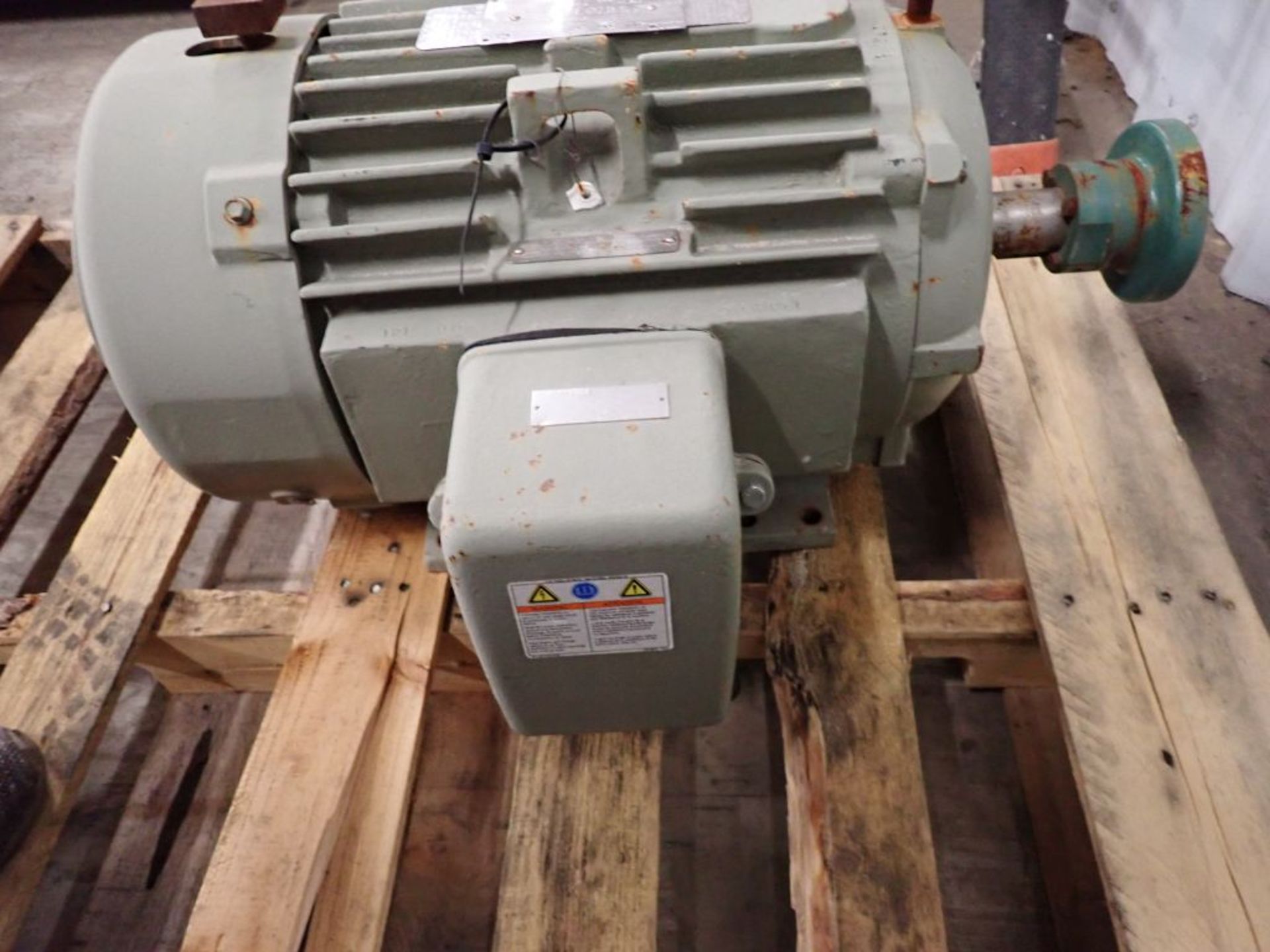 GE 20 HP Motor | Model No. 5KS256XAA2091; 20 HP; 460V; 1775 RPM; 3PH; Tag: 244936 - Image 5 of 6