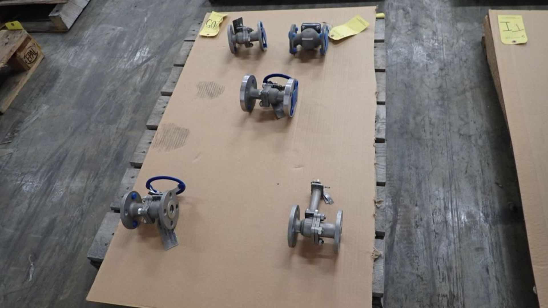 Lot of (5) 1" Type 2205 Stainless Valves | (1) Ladish 1" Class-150, CD3MN Body, 2205 Metal Type; (4) - Image 2 of 11