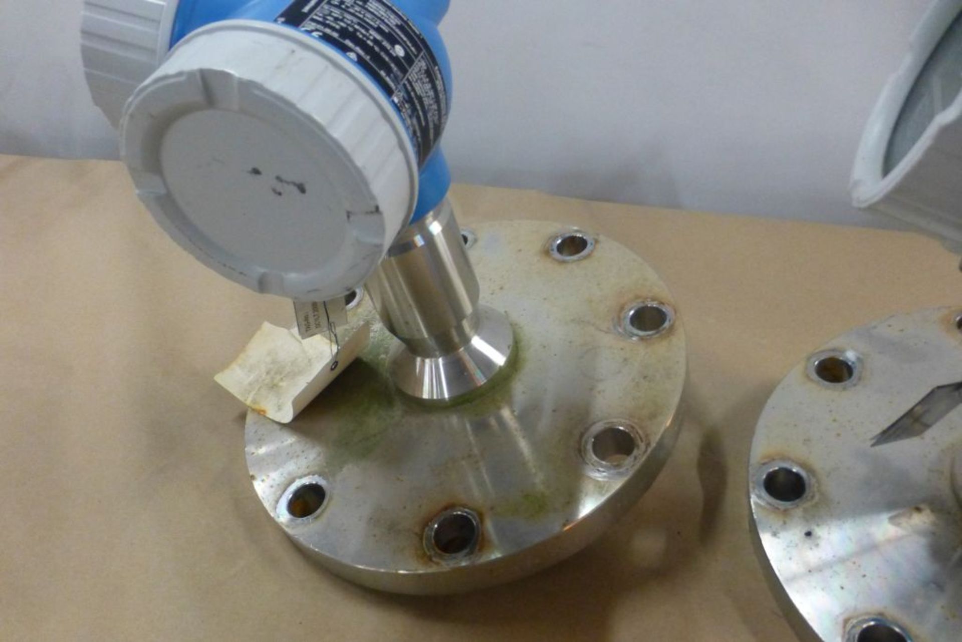 Lot of (2) Endress & Hauser Micropilot Radar Level Transmitters w/Flanges | (1) Model No. FMR62, - Image 6 of 6