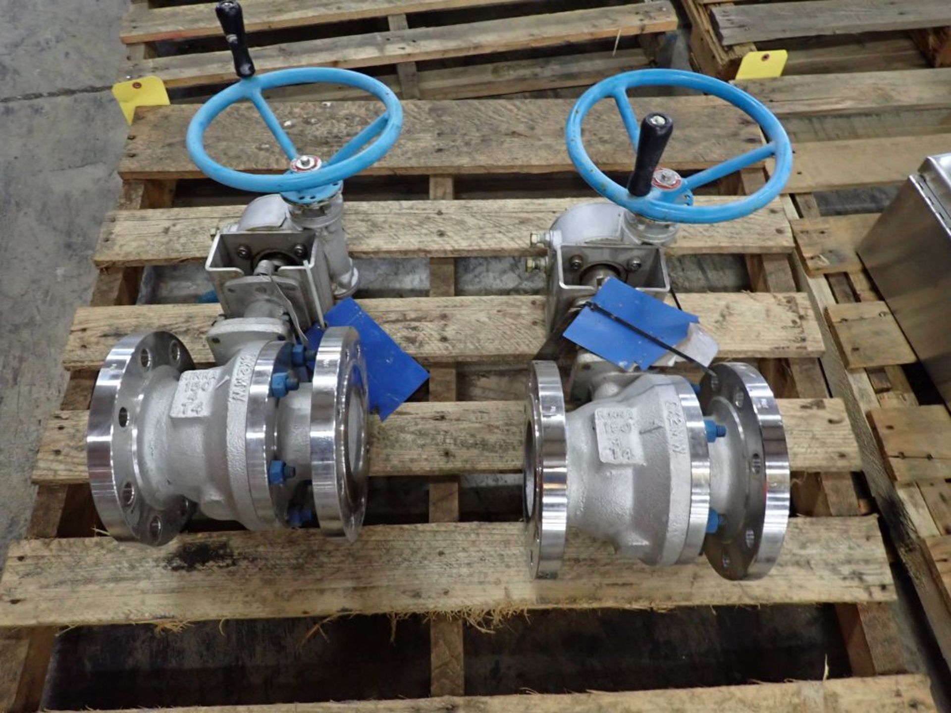 Lot of (2) Kinka 4" Hastelloy Valves w/Actuators | Class-150; CX2MW Body; Tag: 245139 - Image 2 of 5