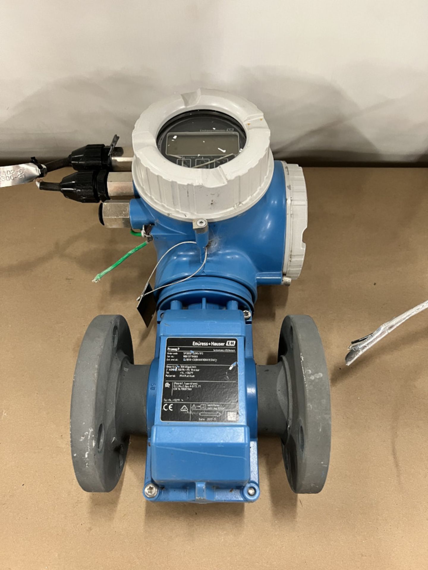 Endress & Hauser Promag 300 Flowmeter w/Promag P Flowmeter | Model No. 5P3B50; Serial No. - Image 2 of 6