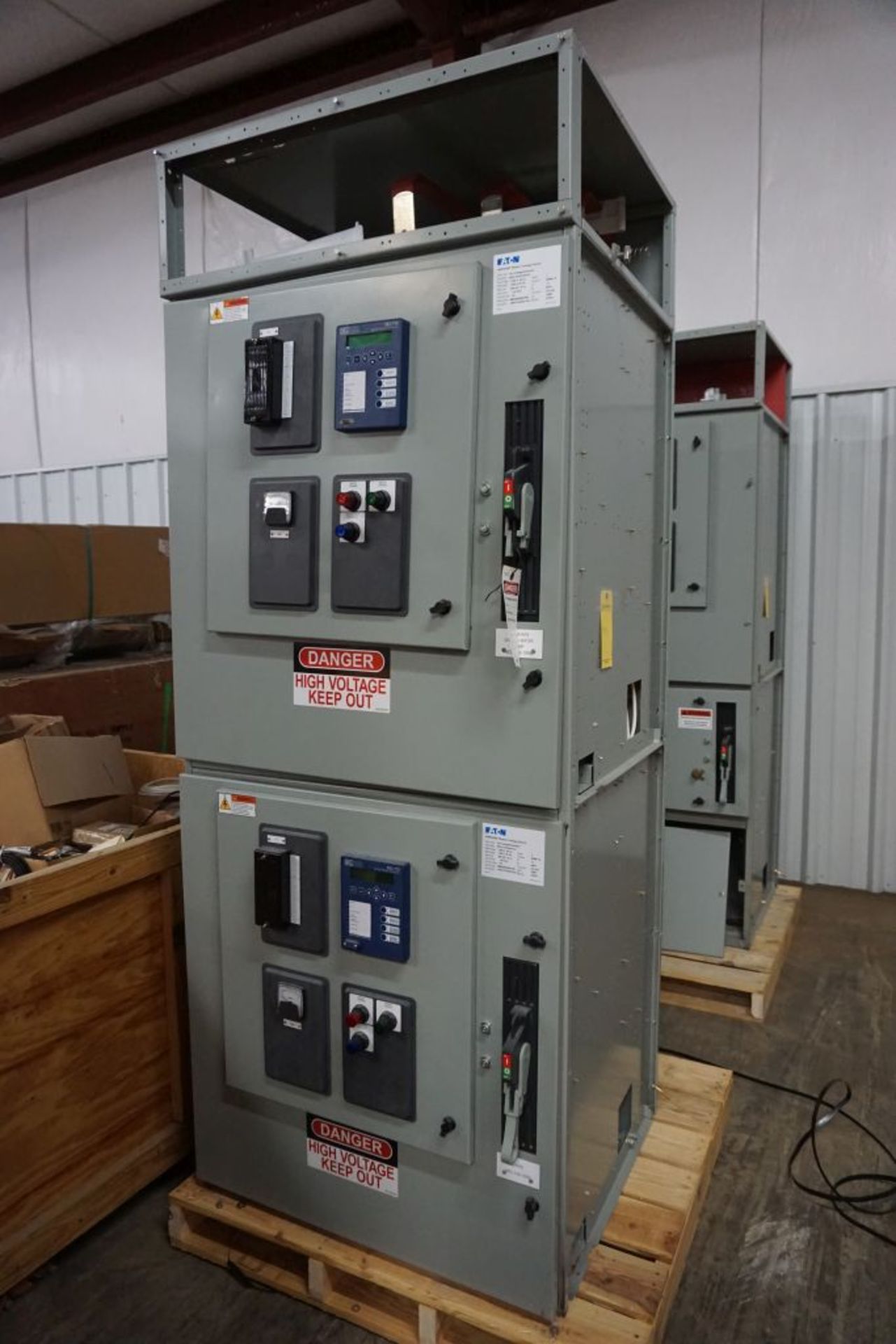 2018 Eaton Ampgard Medium Voltage Control Nema 1A Enclosure | 400 HP; 120 VAC; 7200V; 1-Section;