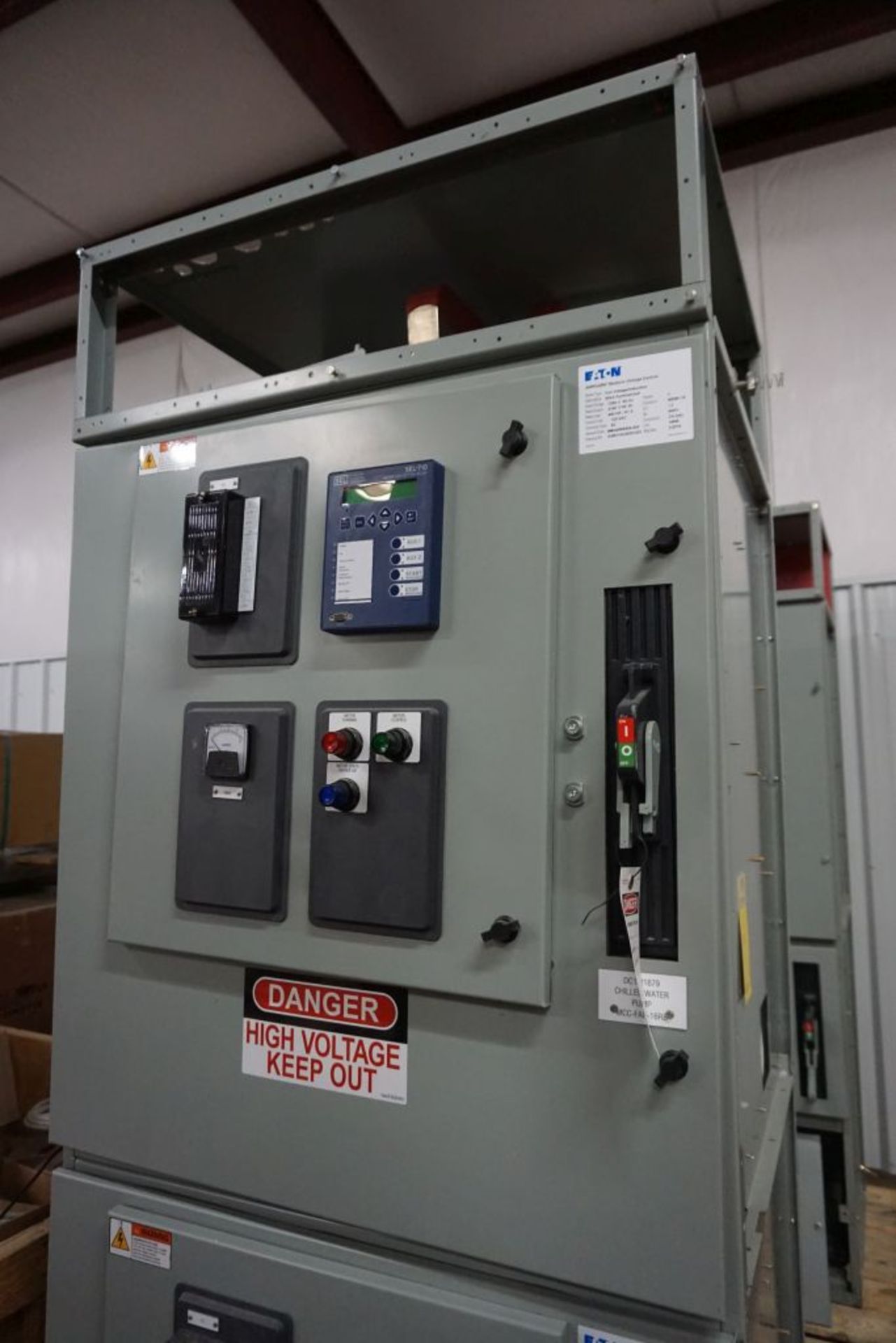 2018 Eaton Ampgard Medium Voltage Control Nema 1A Enclosure | 400 HP; 120 VAC; 7200V; 1-Section; - Image 4 of 11