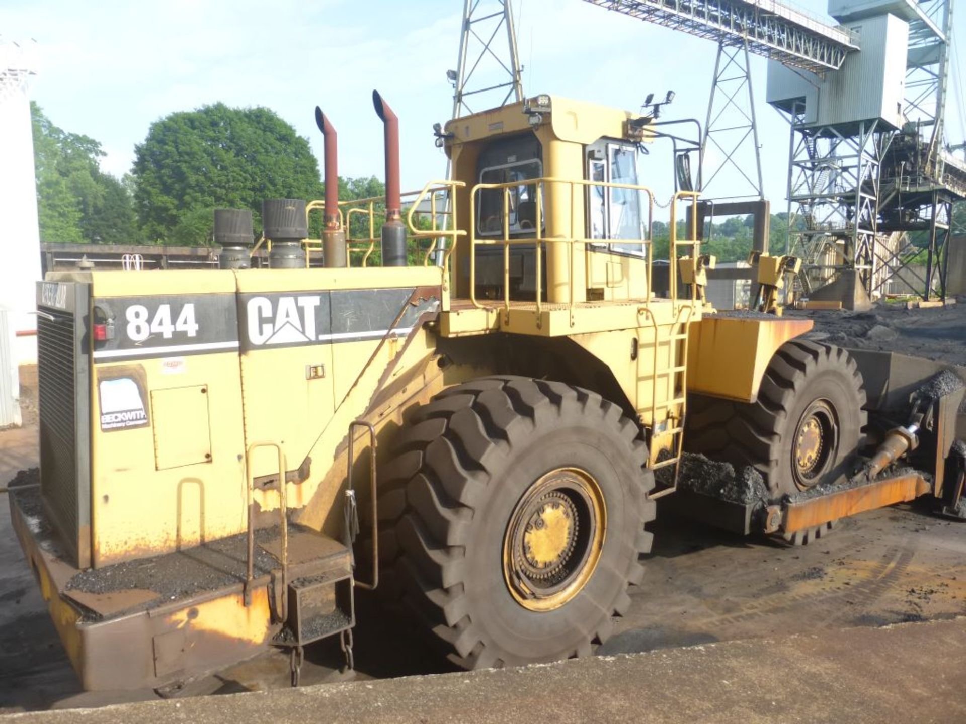 Caterpillar 844 Wheel Dozer | Model No. 844; Product ID No. 2KZ00314; Young/Hemis LLC 236" - Image 4 of 25