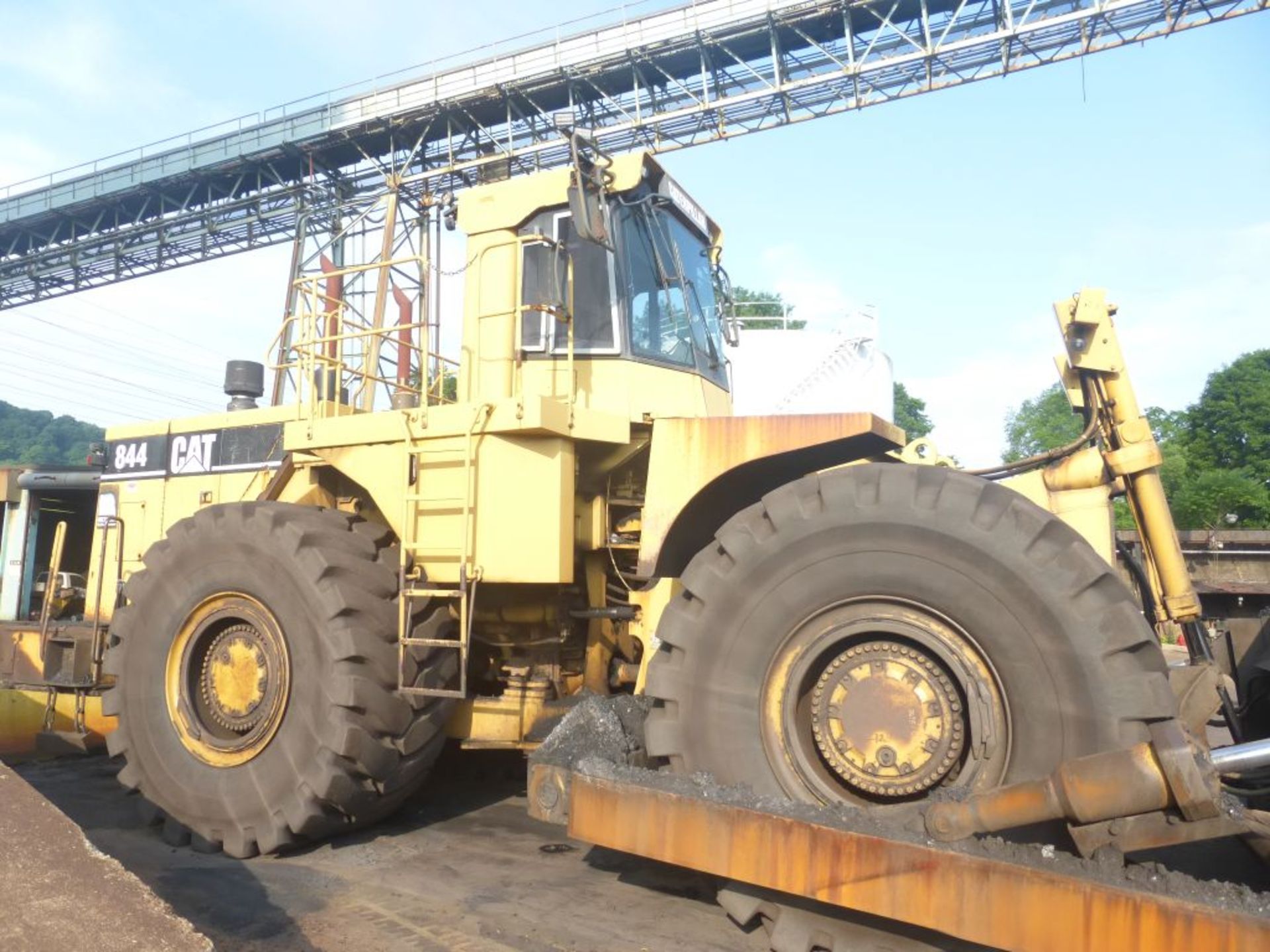 Caterpillar 844 Wheel Dozer | Model No. 844; Product ID No. 2KZ00314; Young/Hemis LLC 236" - Image 3 of 25