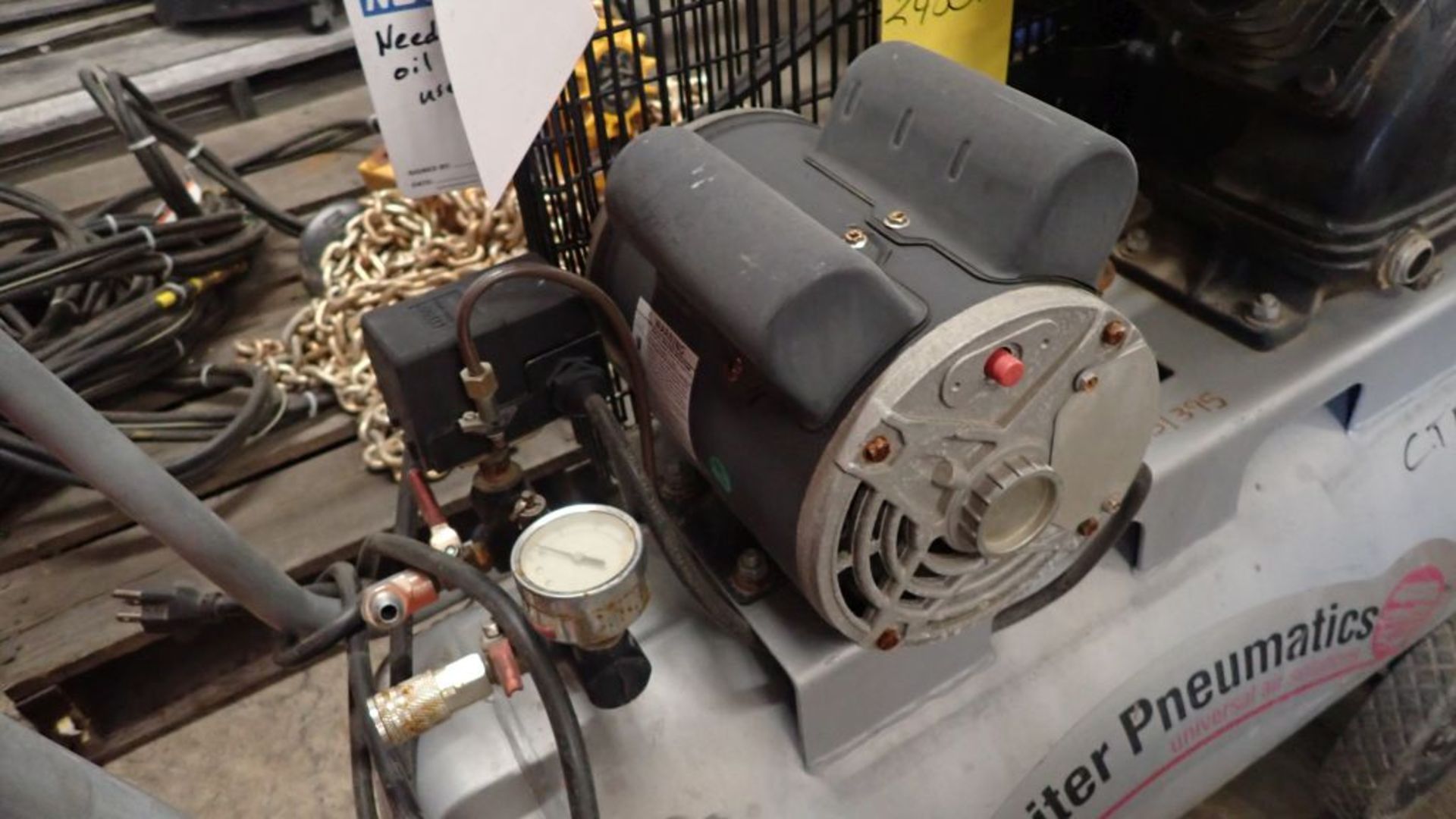 20-Gallon Air Compressor - Image 4 of 8