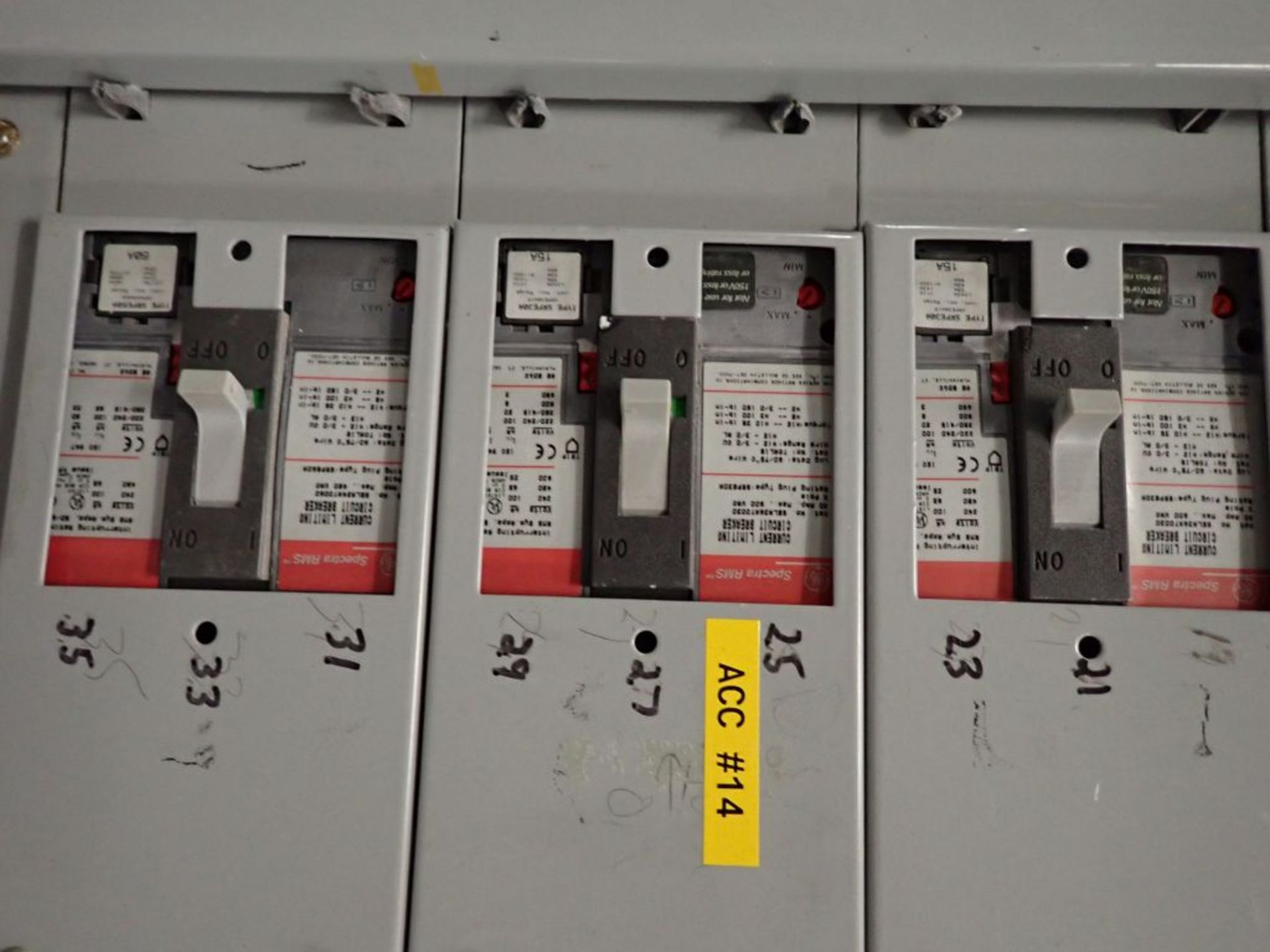 GE Spectra Series Power Panelboard - Image 10 of 11