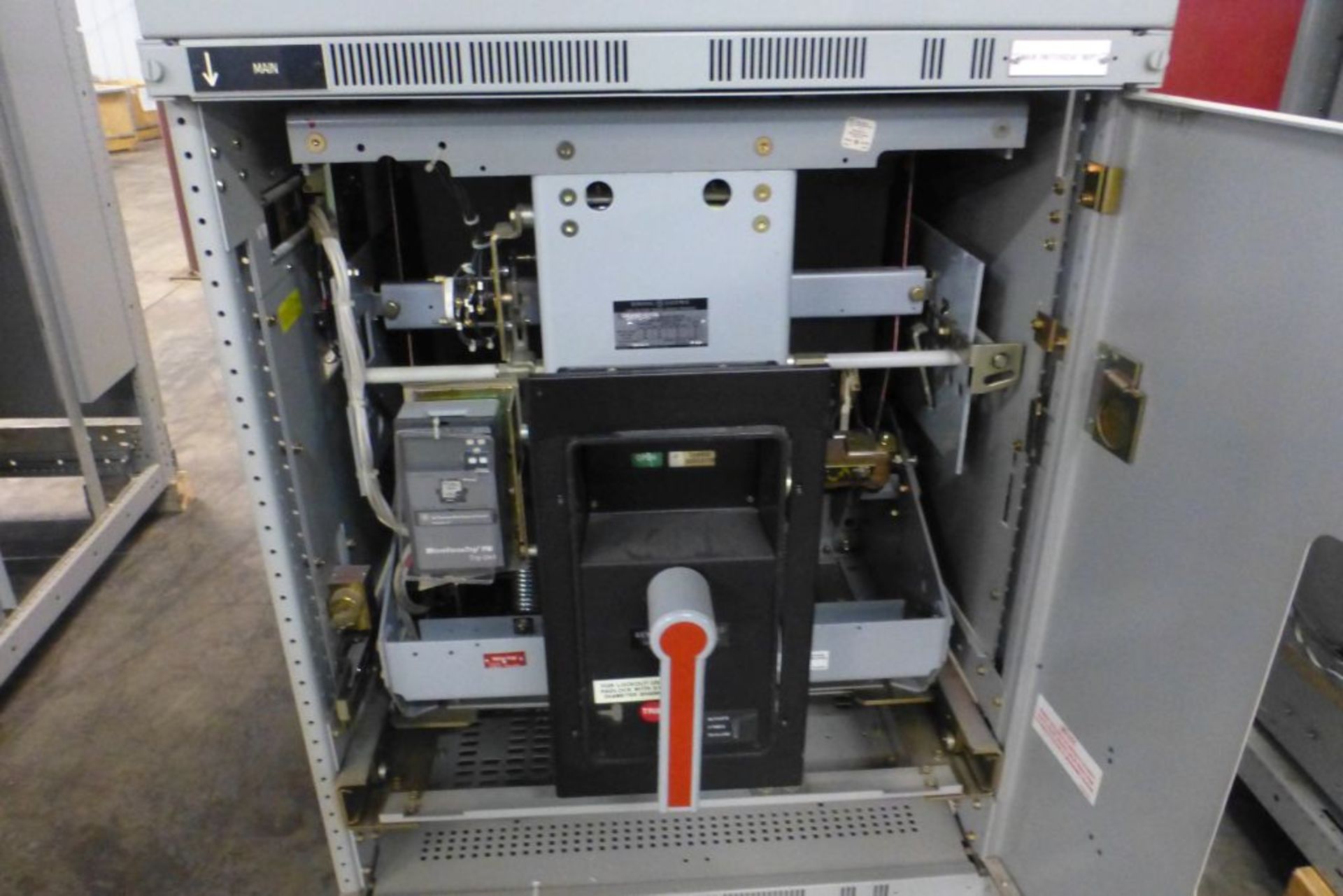 GE AKD-8 Switchgear - Image 33 of 54