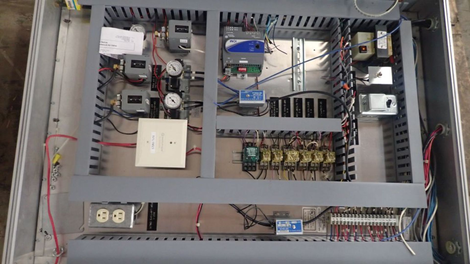 Magnetek Motor and Enclosed Control Panel - Image 9 of 14