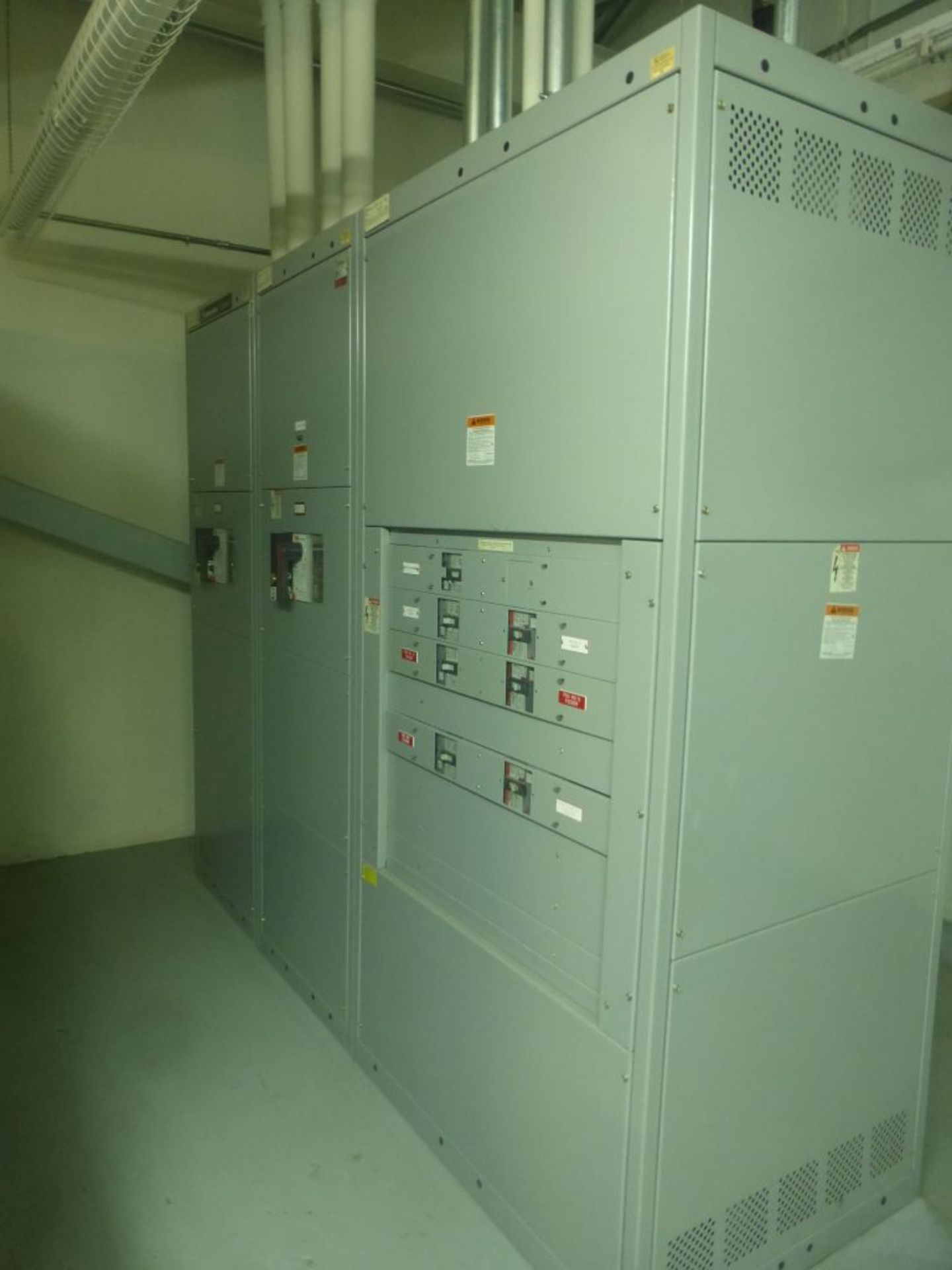 GE Spectra Series Switchboard