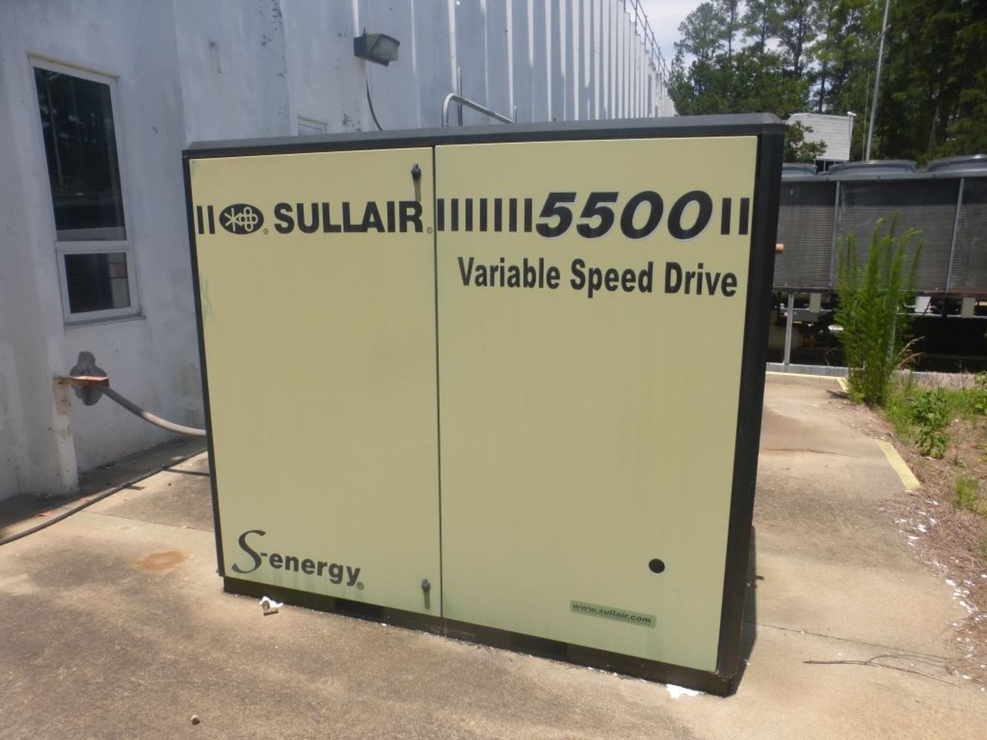 2013 Sullair 5500 Variable Speed Drive Rotary Screw Air Compressor - Image 2 of 14