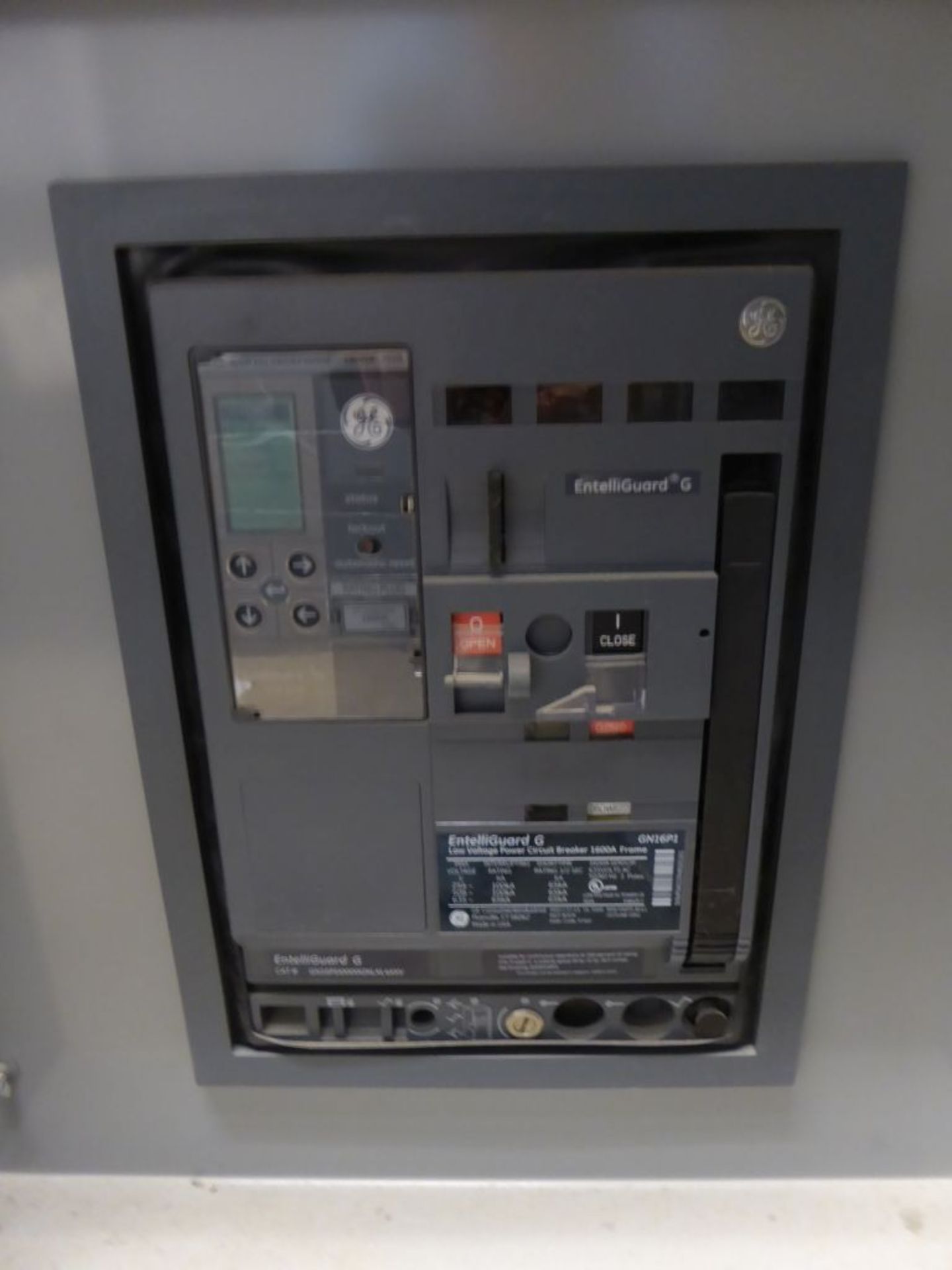 4000A Switchgear - Image 40 of 43