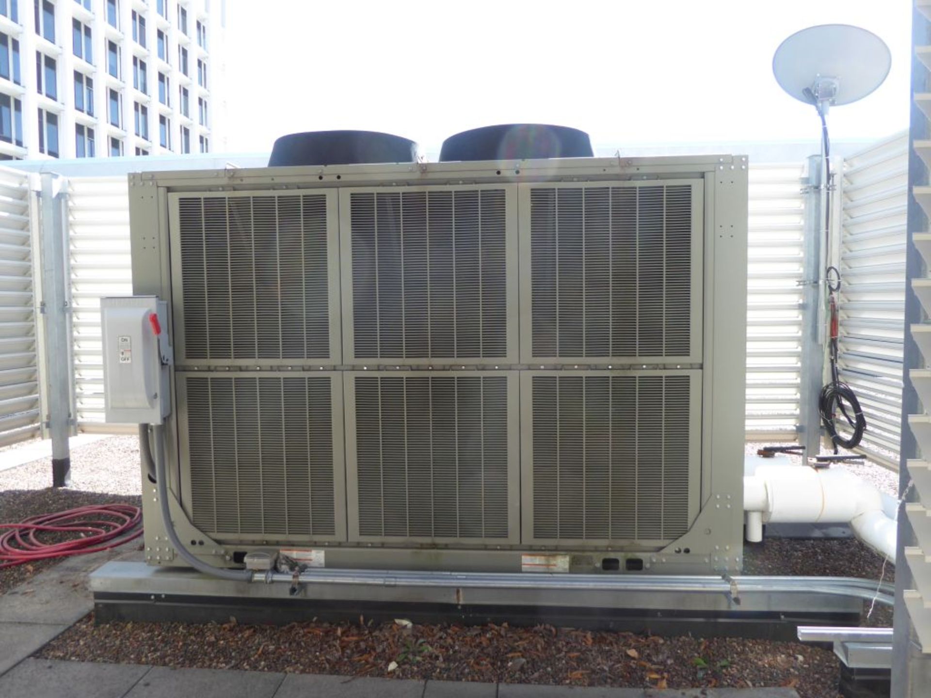 Train Air Cooled Scroll Chiller - Image 3 of 22