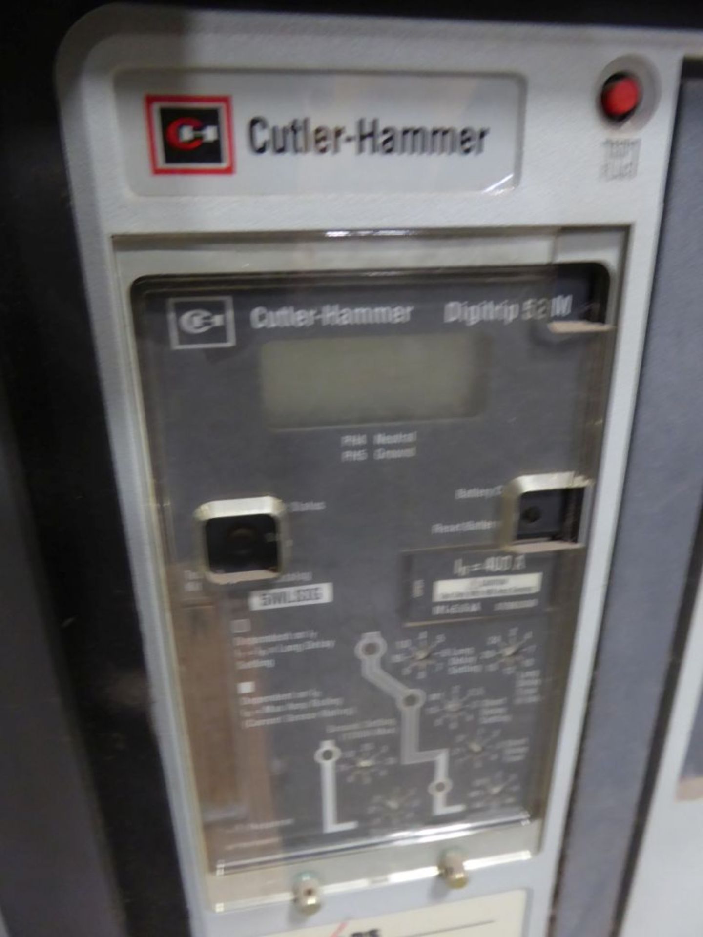 Located in Fridley, MN - Cutler-Hammer Magnum DS Switchgear - Image 17 of 39