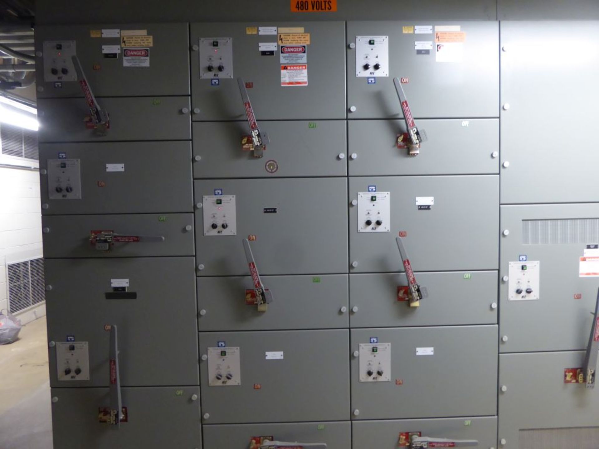 2500A Switchgear - 4 Verticals - Image 6 of 24