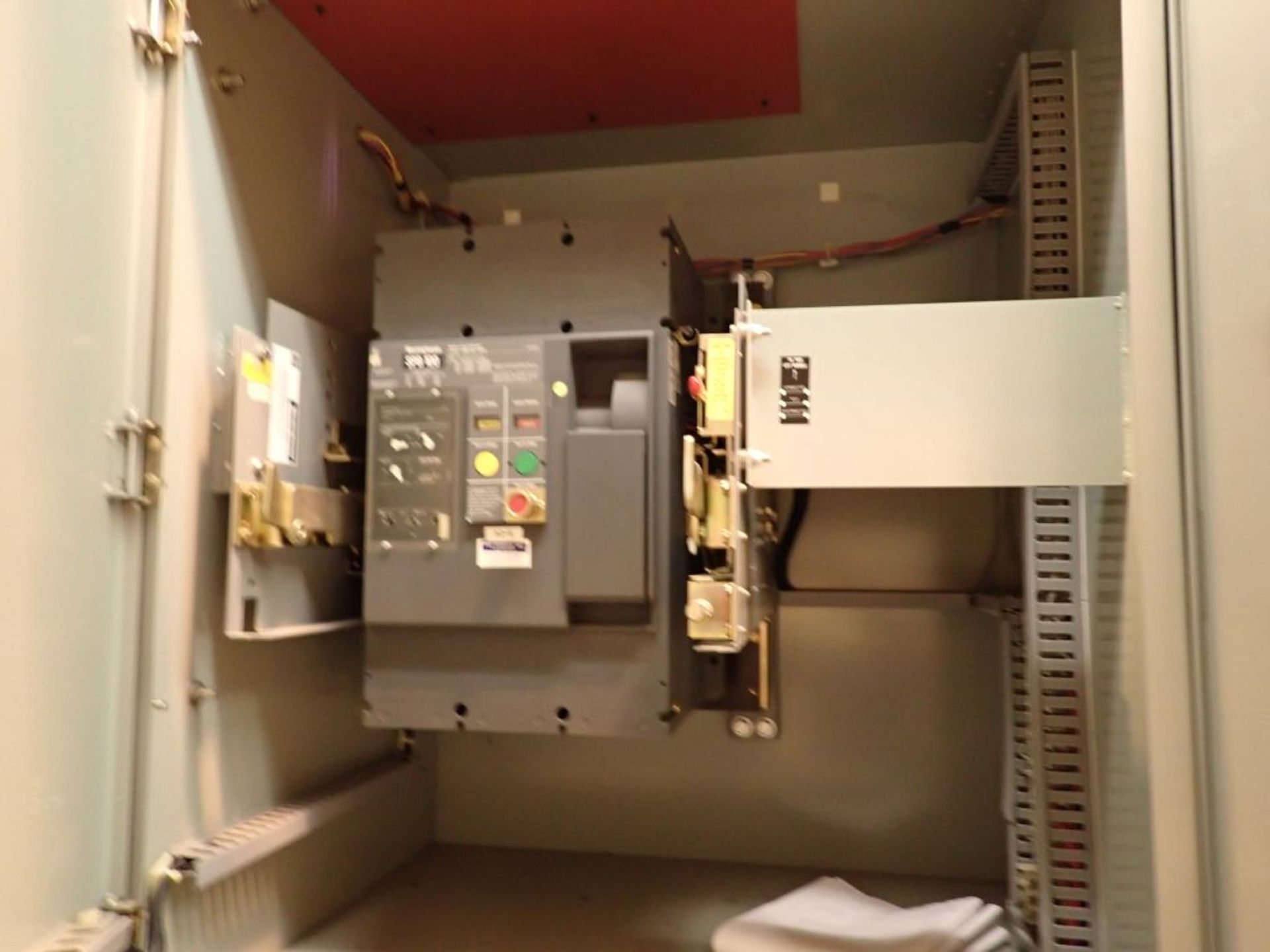 Zenith Energy Commander 3000A Switchgear - Image 7 of 33