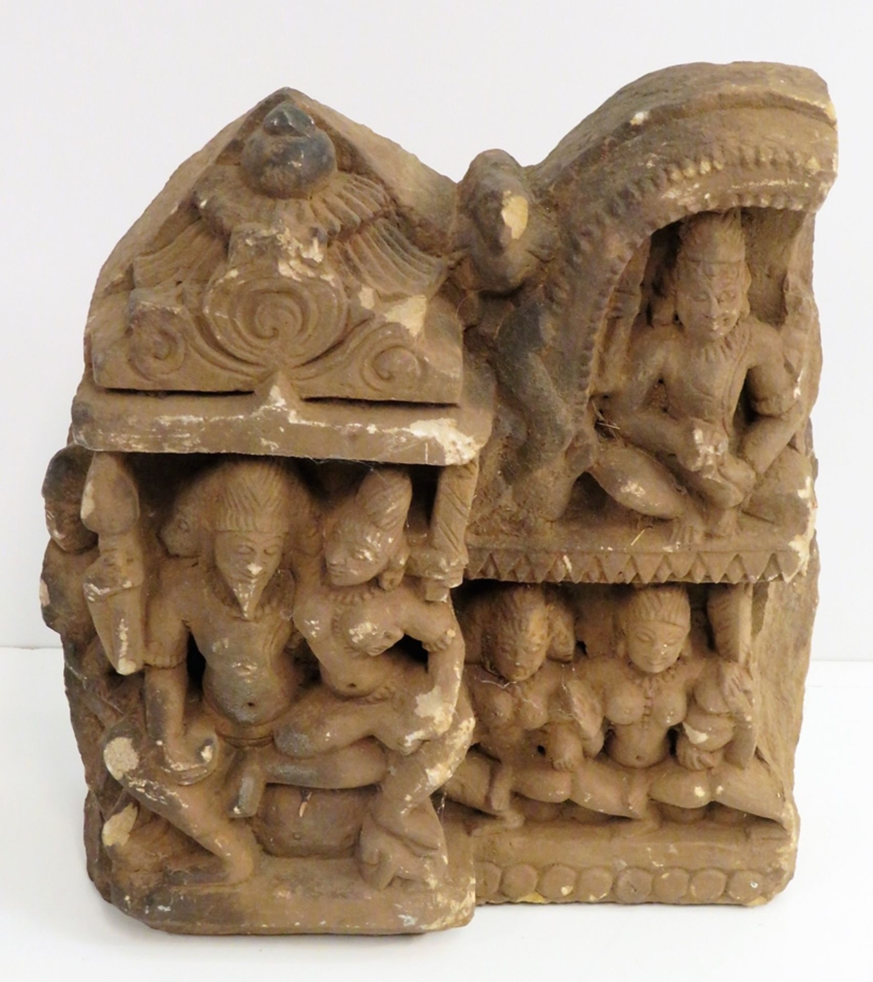 Fragment, Indien, antik, Stein behauen, 27 x 26 x 13 cm.