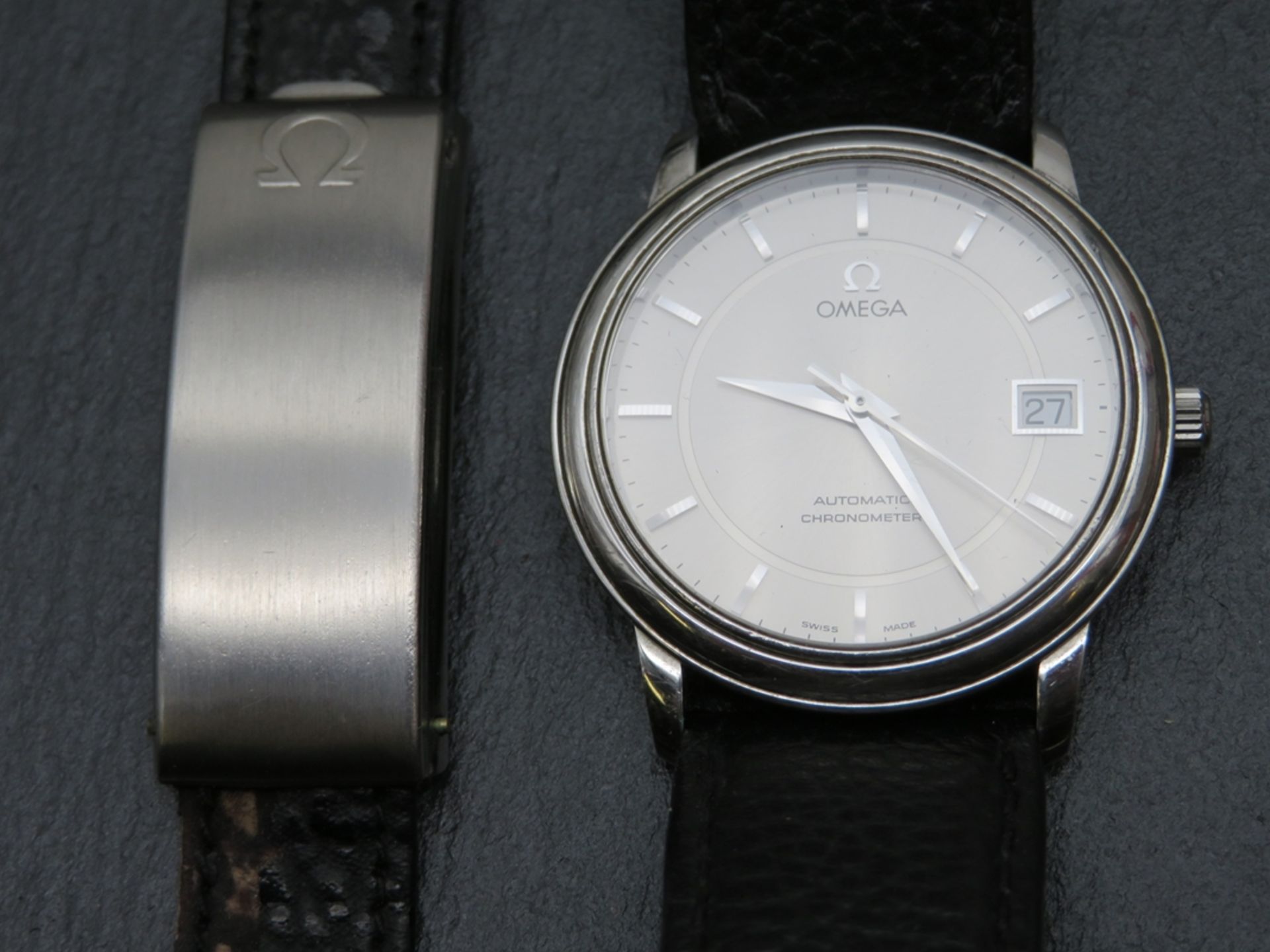 HAU, Omega, De Ville Automatic Chronometer, Gehäuse Edelstahl, Datumsanzeige, Lederband, intakt, Or - Image 5 of 5