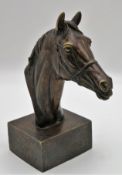 Pferdekopf, Bronze. rechteckiger Sockel, 20 x 15 x 9 cm.