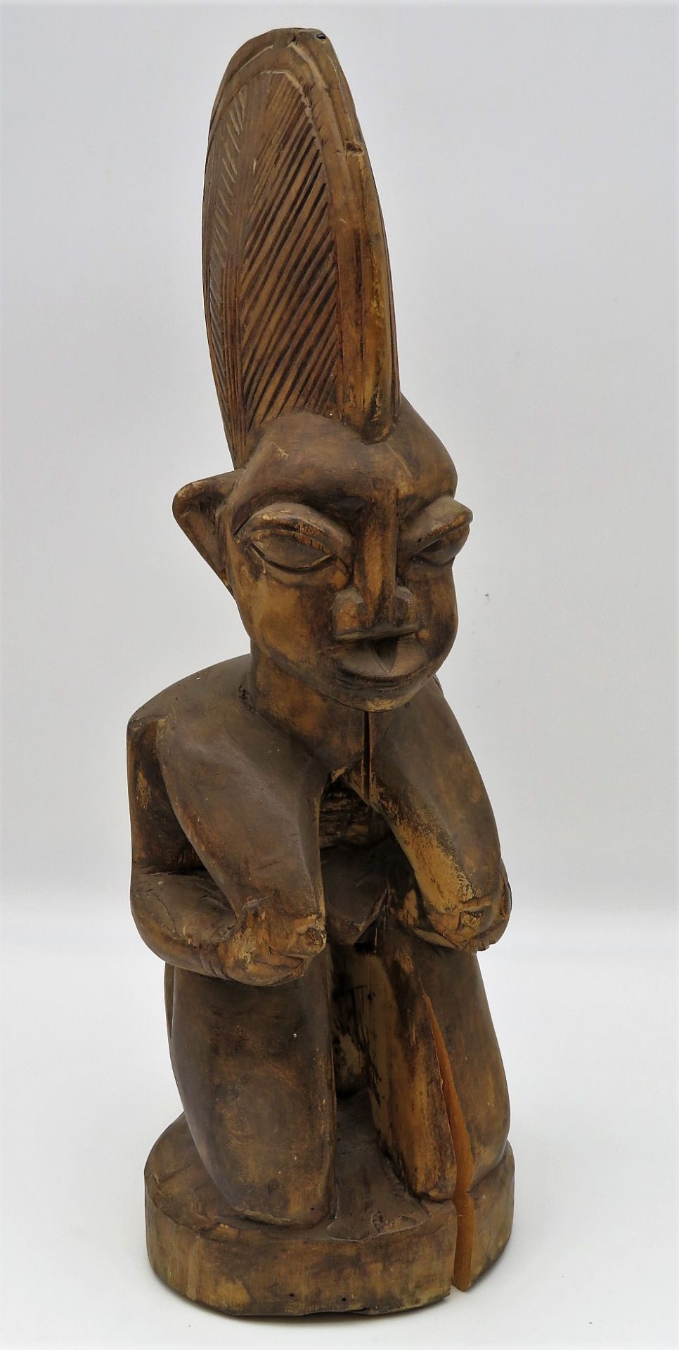 Weibliche Fruchtbarkeitsfigur, Afrika, Nigeria, Yoruba, Holz geschnitzt, h 40 cm, d 12 cm.