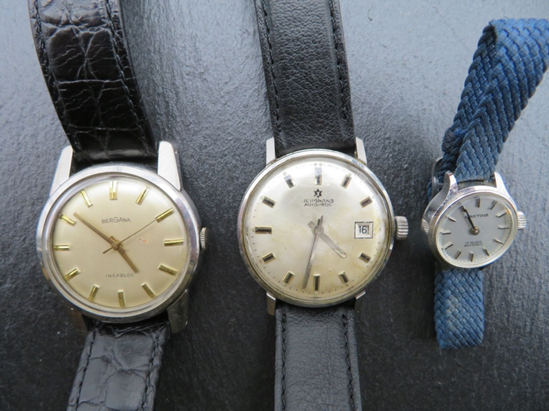 3 diverse Vintage Armbanduhren; HAU, Junghans, 1960er Jahre, Gehäuse Edelstahl, Automatik, Zentrals